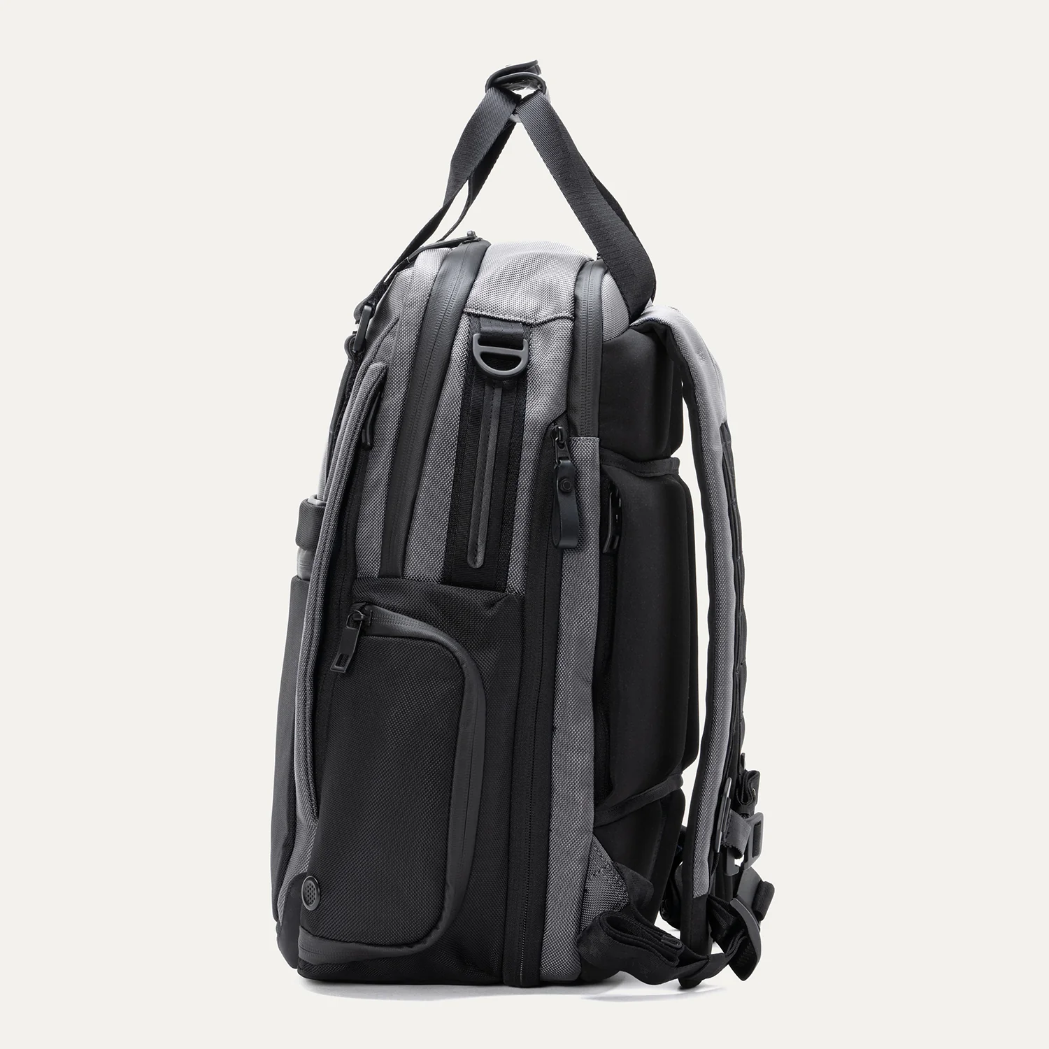 Altitude™ Medium Expandable Laptop Backpack 25-30L - Image 23