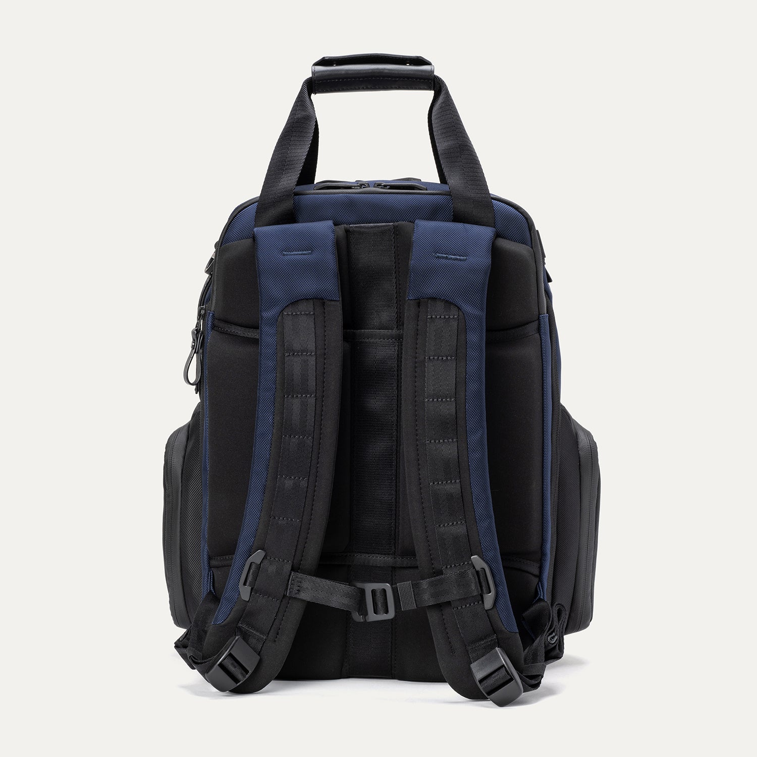 Altitude™ Medium Expandable Laptop Backpack 25-30L - Image 34