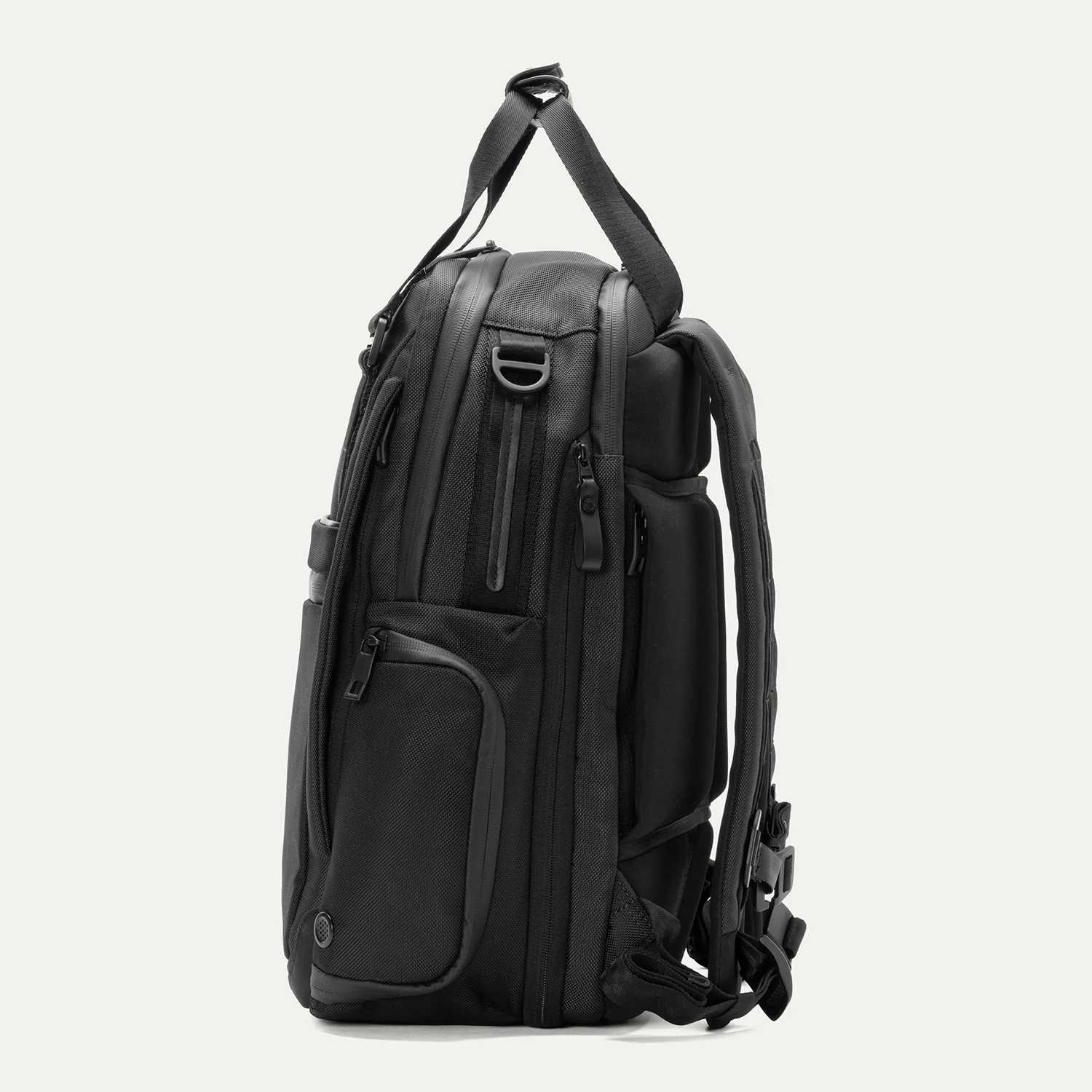 Altitude™ Medium Expandable Laptop Backpack 25-30L - Image 7