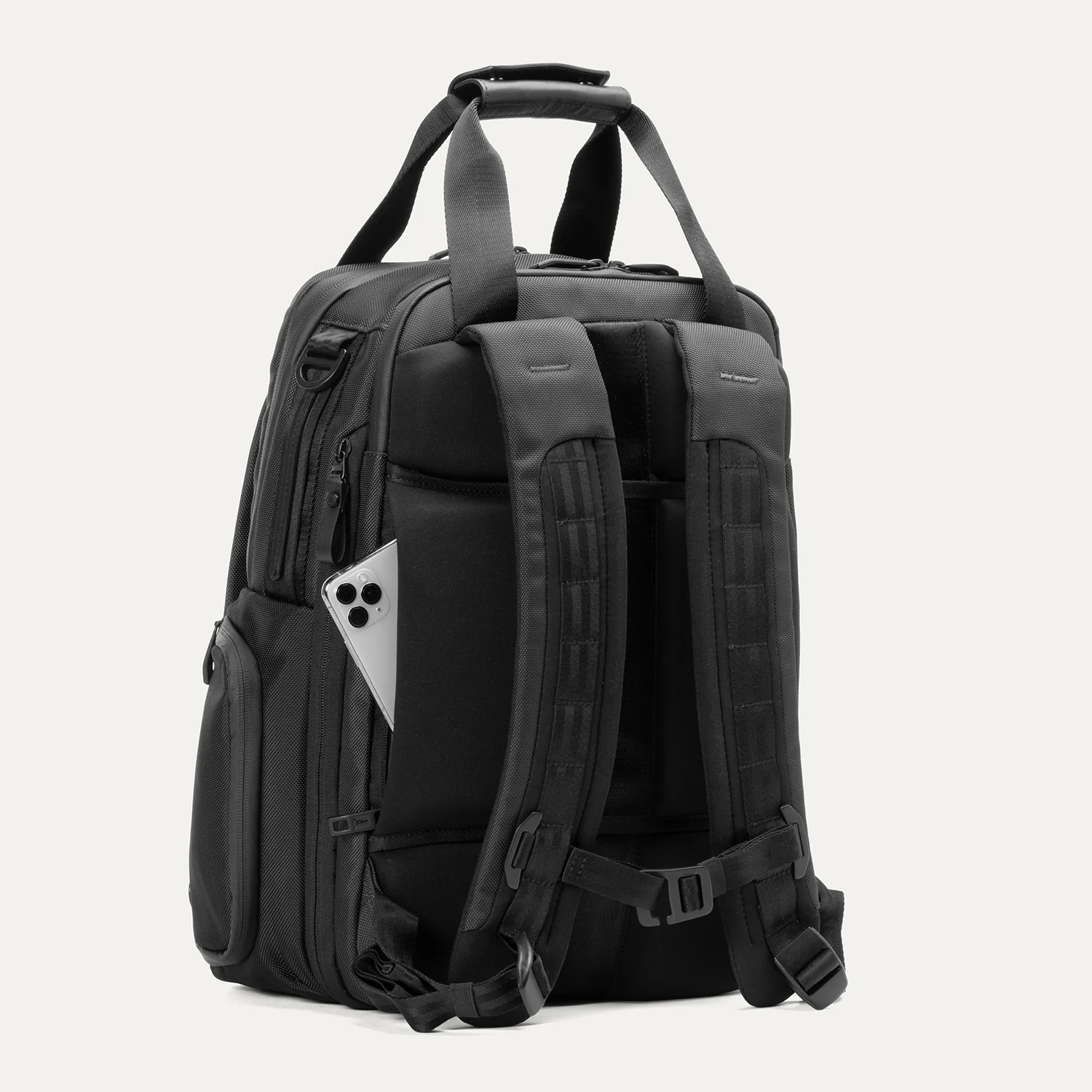 Altitude™ Medium Expandable Laptop Backpack 25-30L - Image 9