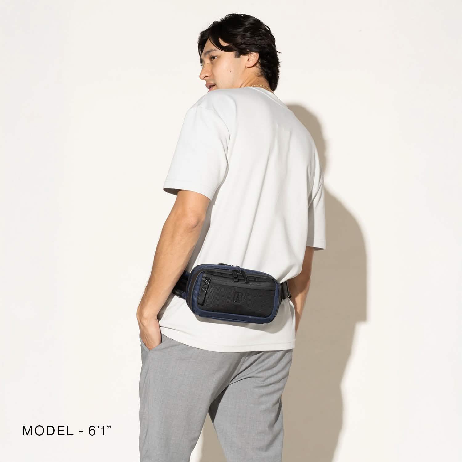 Altitude™ Sling 2L - Image 15