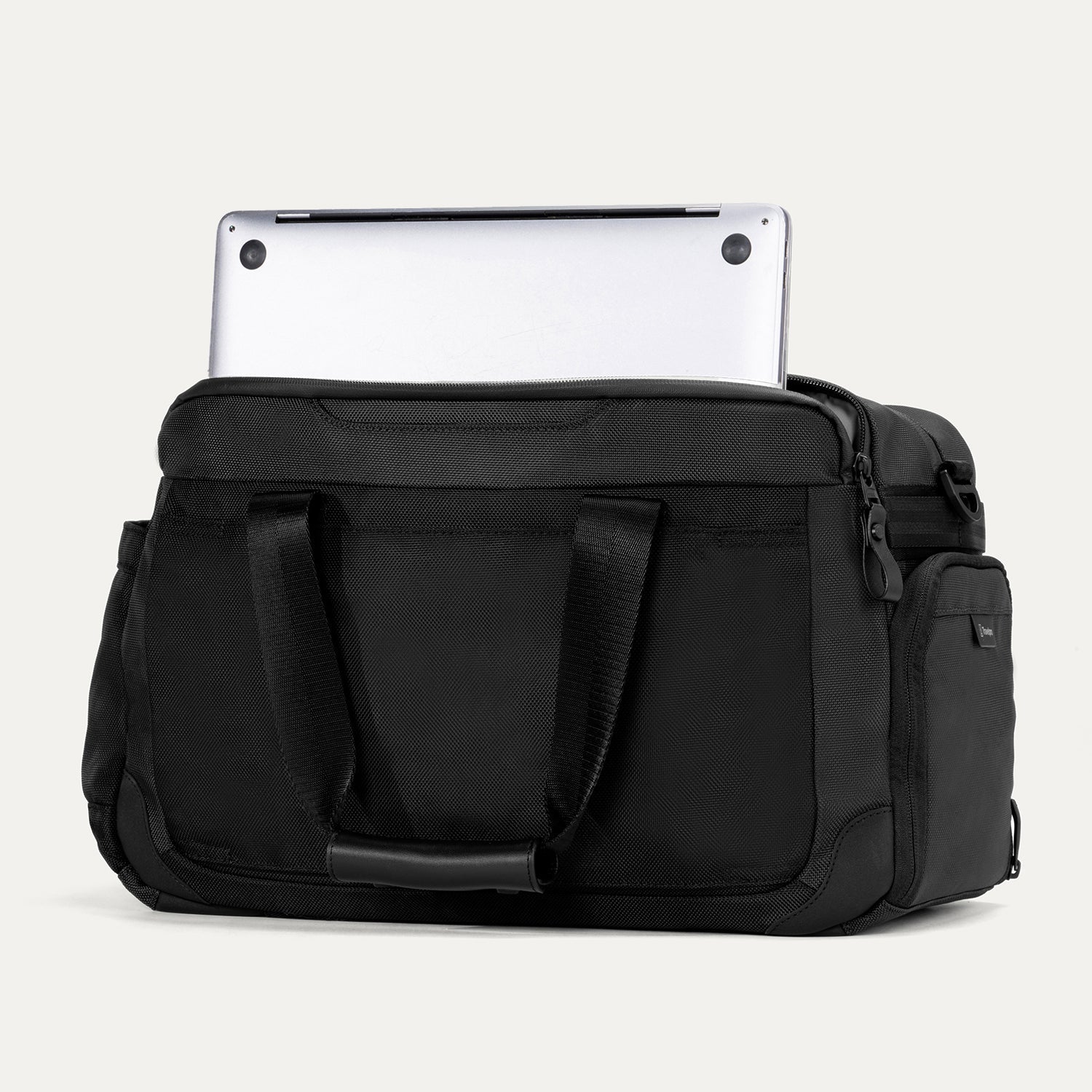 Travelpro® Altitude⢠Day-to-Day Duffel - Stellar Grey - Image 14