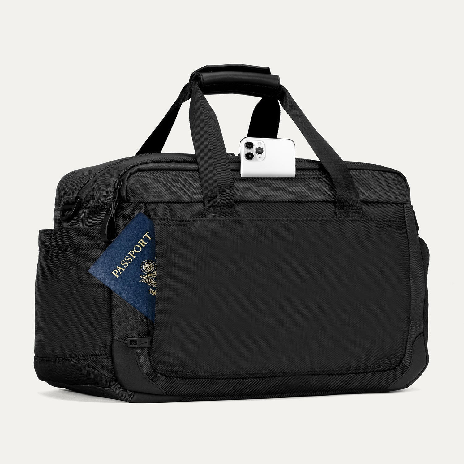Travelpro® Altitude⢠Day-to-Day Duffel - Stellar Grey - Image 15