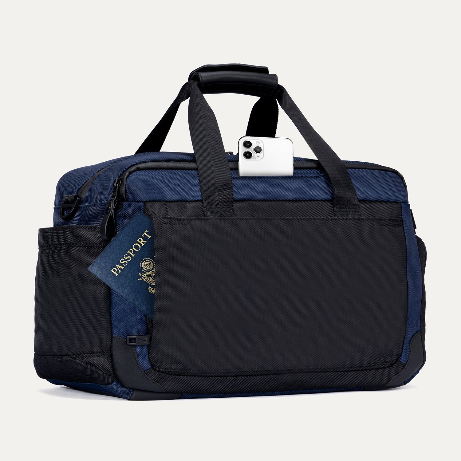 Travelpro® Altitude⢠Day-to-Day Duffel - Stellar Grey - Image 33