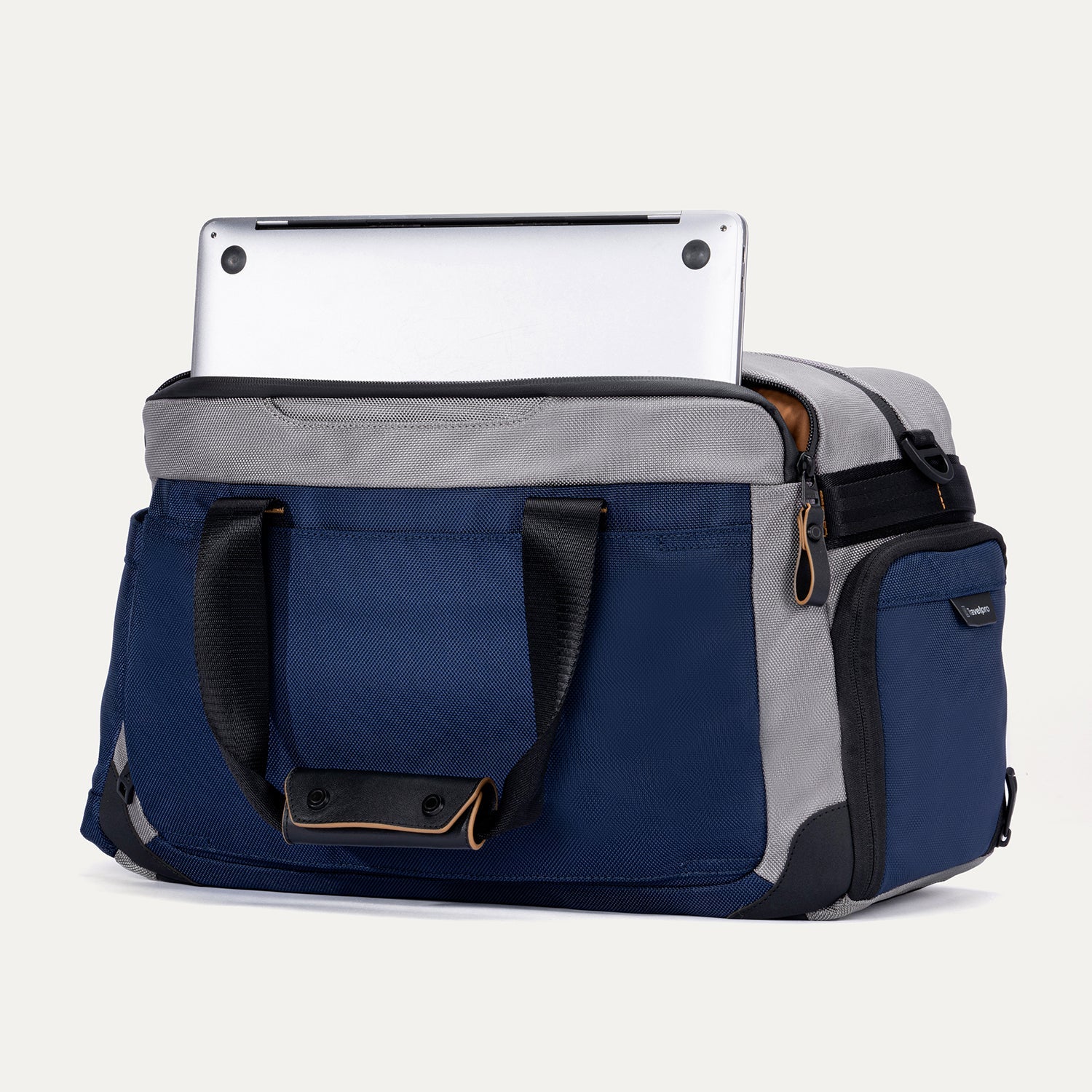 Travelpro® Altitude⢠Day-to-Day Duffel - Stellar Grey - Image 5