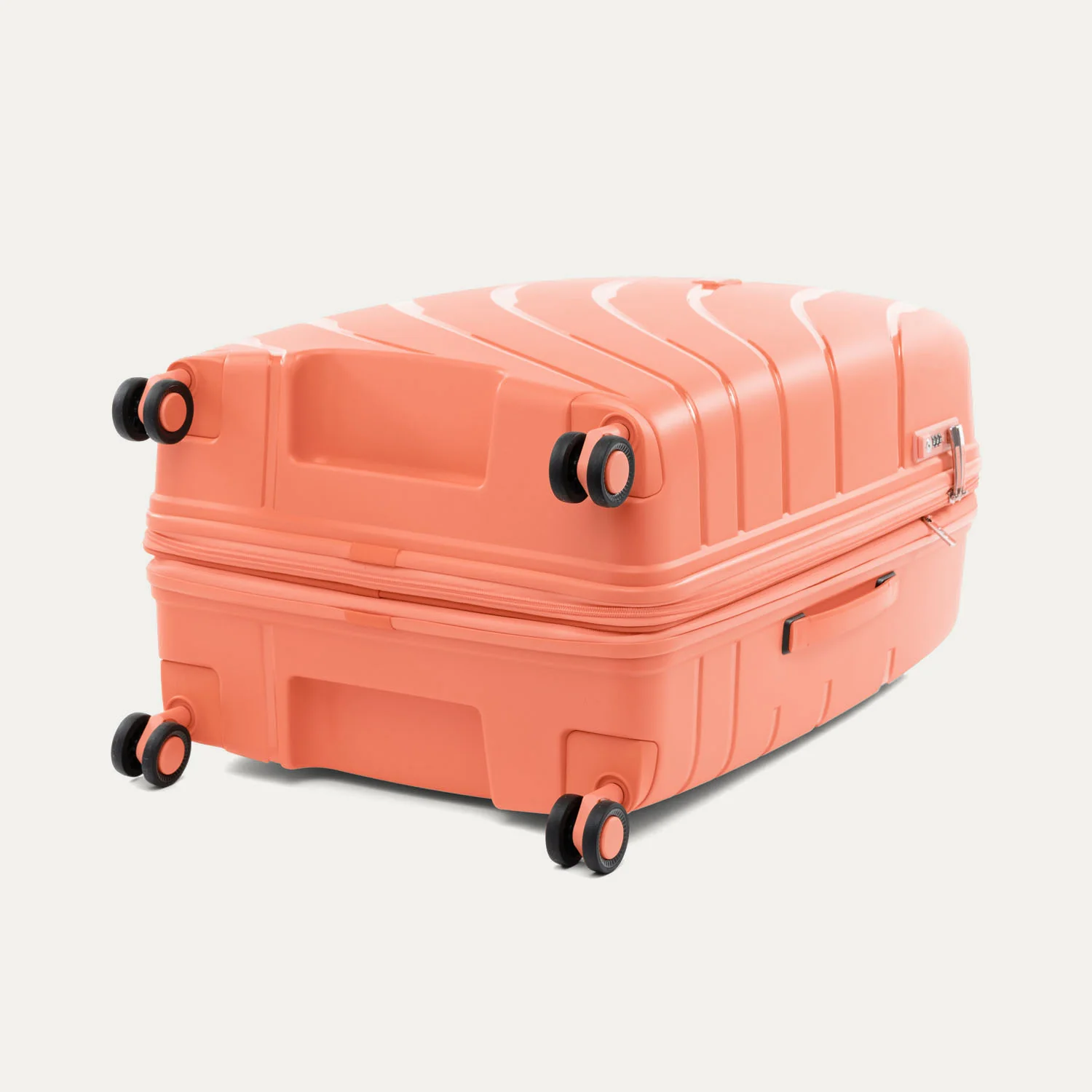 Atlantic® Carry-On / Medium Check-In Hardside Set - Image 4
