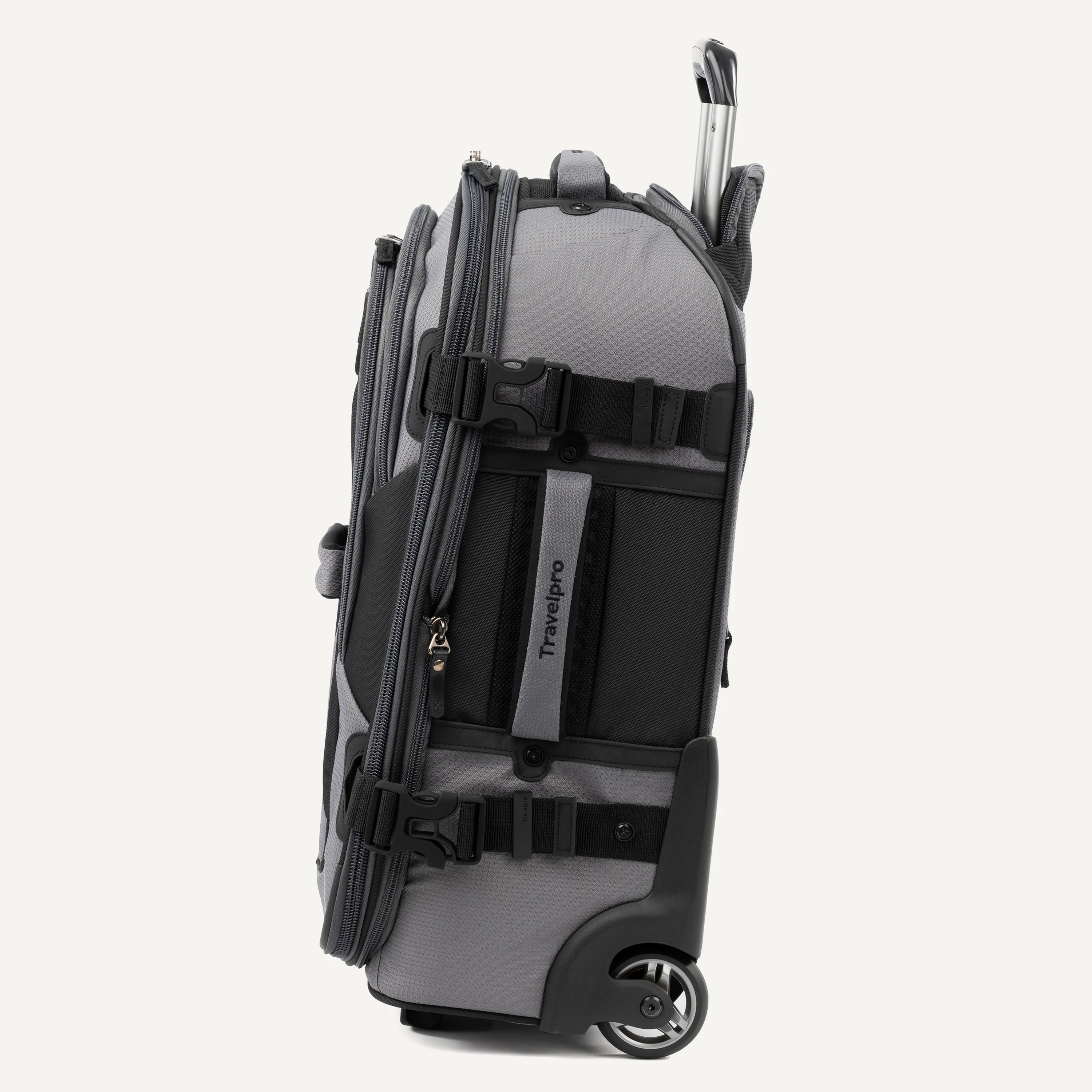 Bold™ By Travelpro® Backpack / Carry-On Rollaboard Set - Image 23