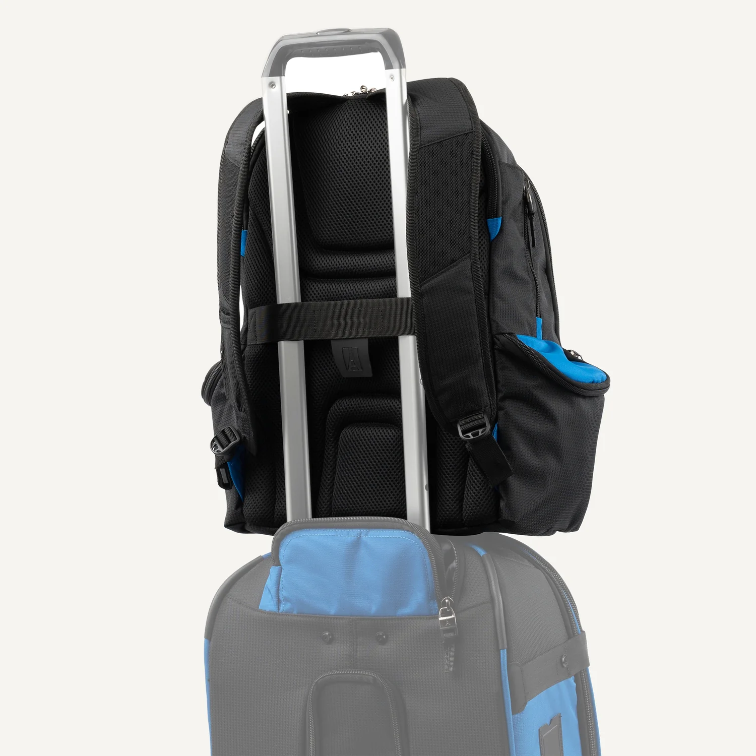 Bold™ By Travelpro® Backpack / Carry-On Rollaboard Set - Image 3