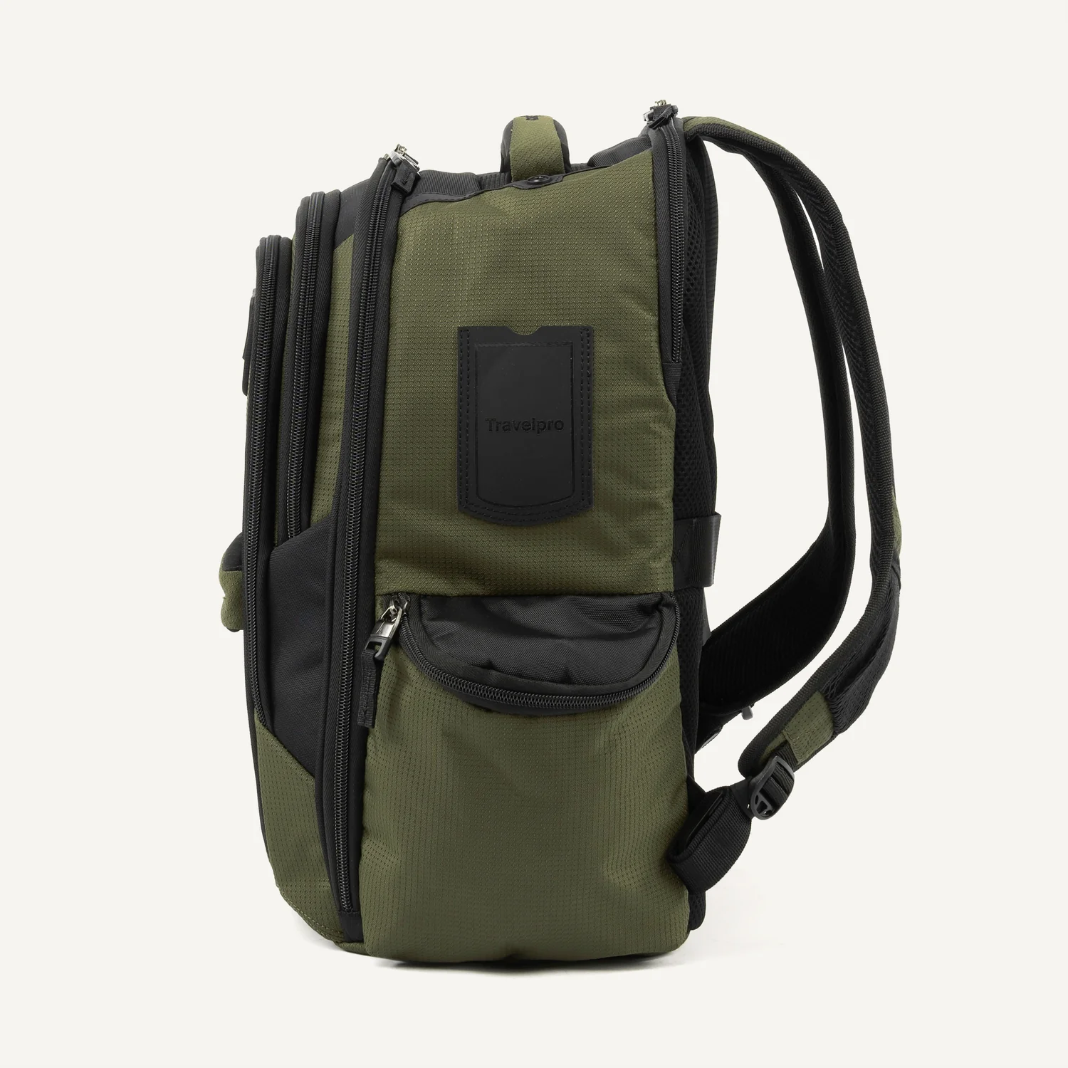 Bold™ By Travelpro® Backpack / Medium Check-In Set - Image 19