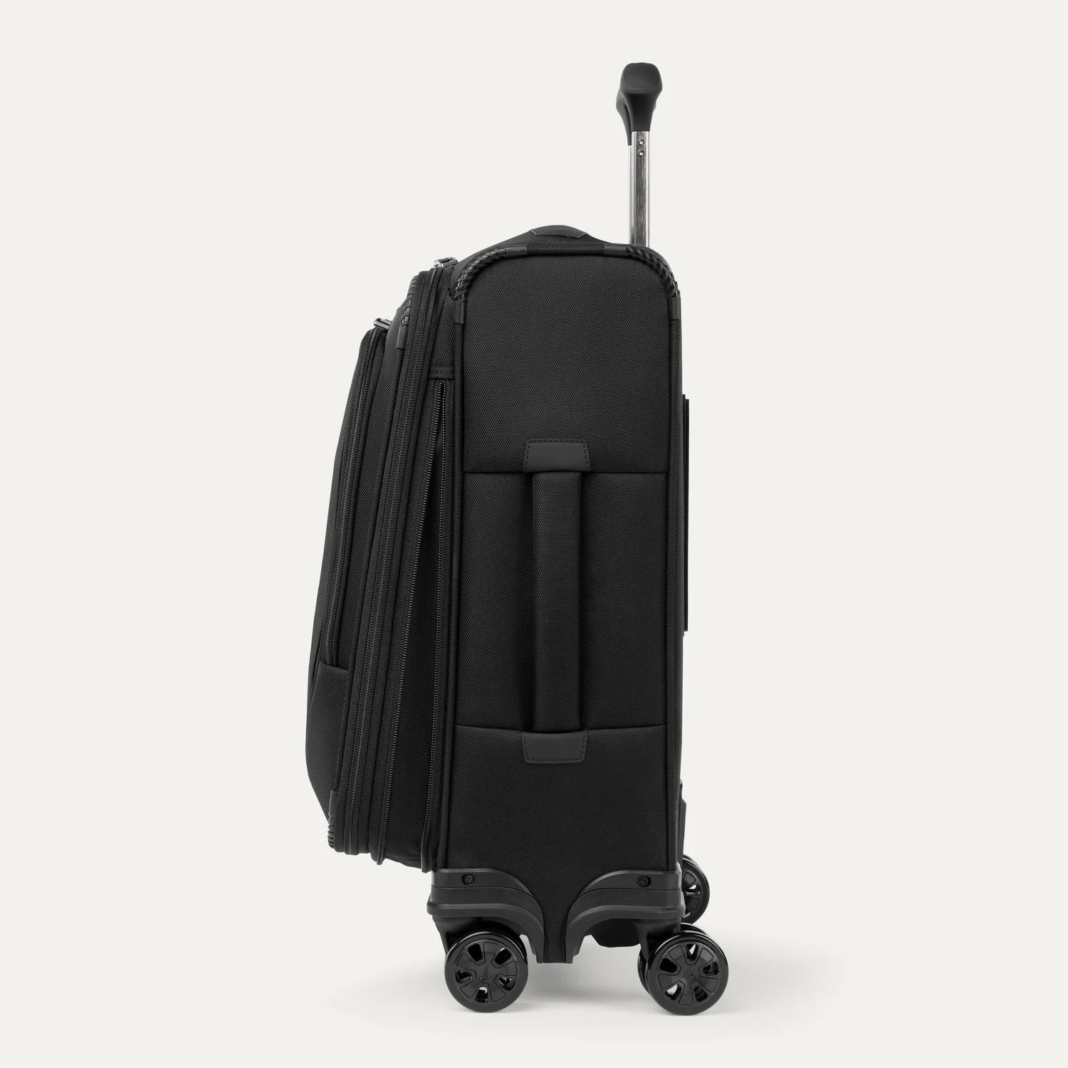 Crew™ Classic Compact Carry-On / Large Check-In Set - Image 17