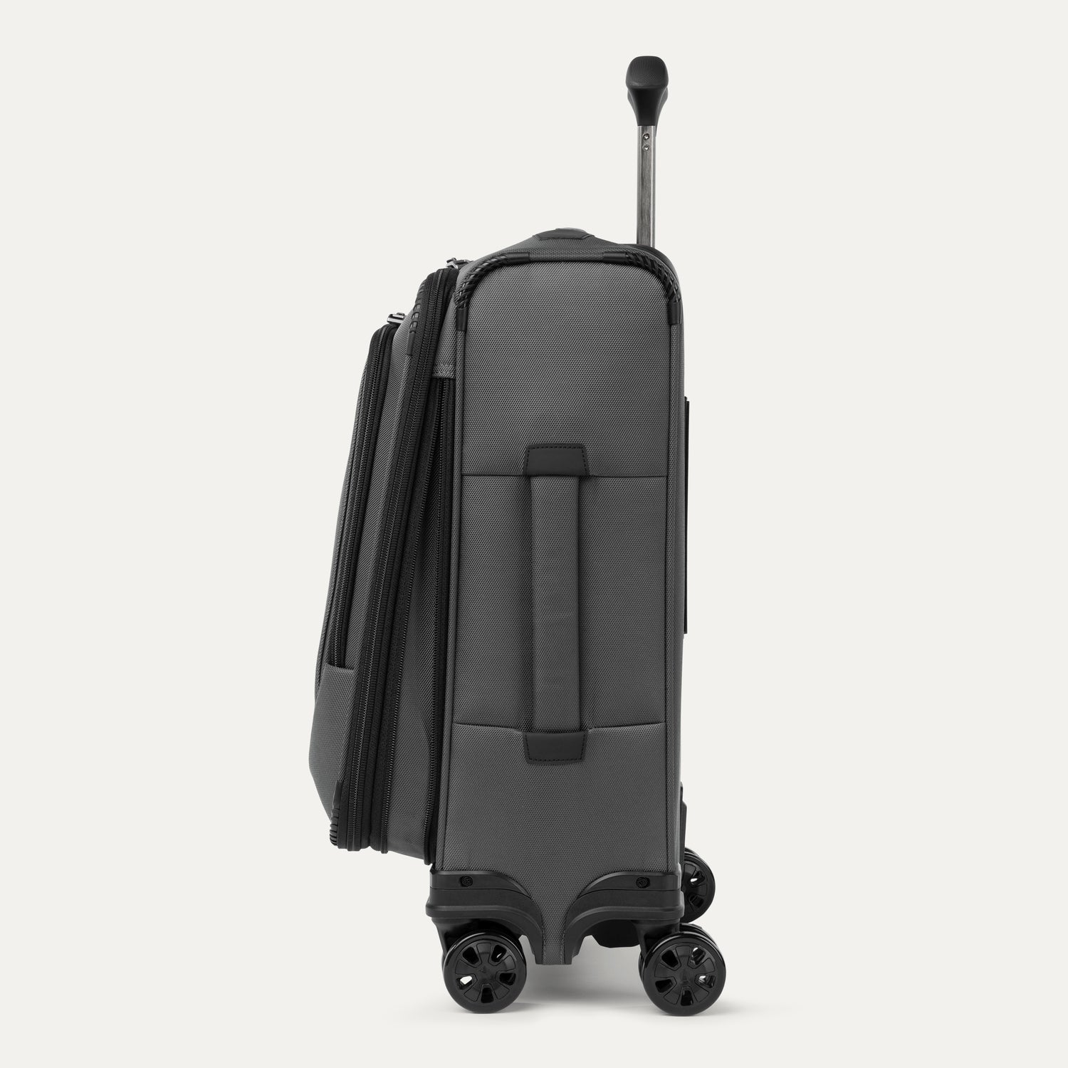 Crew™ Classic Compact Carry-On / Medium Check-In Set - Image 17