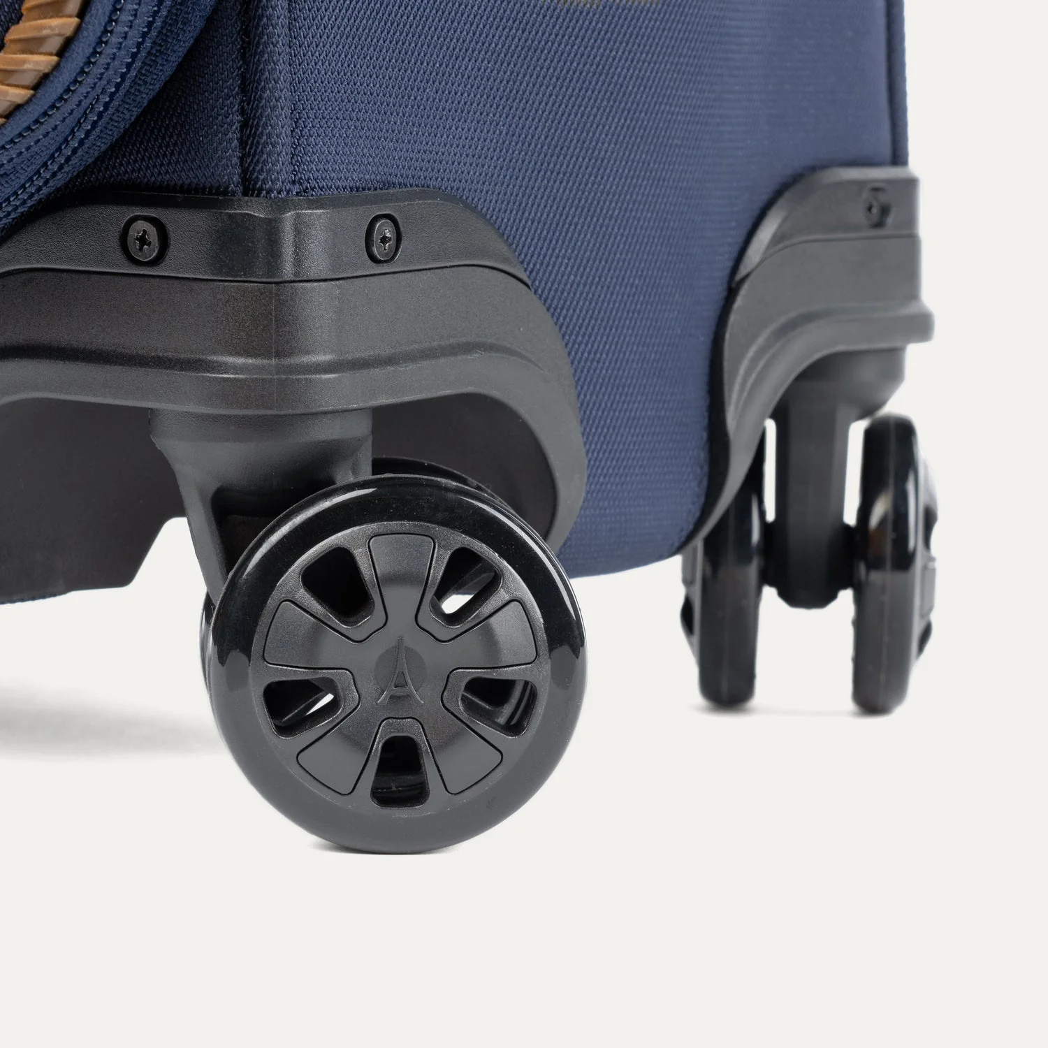 Crew™ Classic UnderSeat Tote / Carry-On Set - Image 30