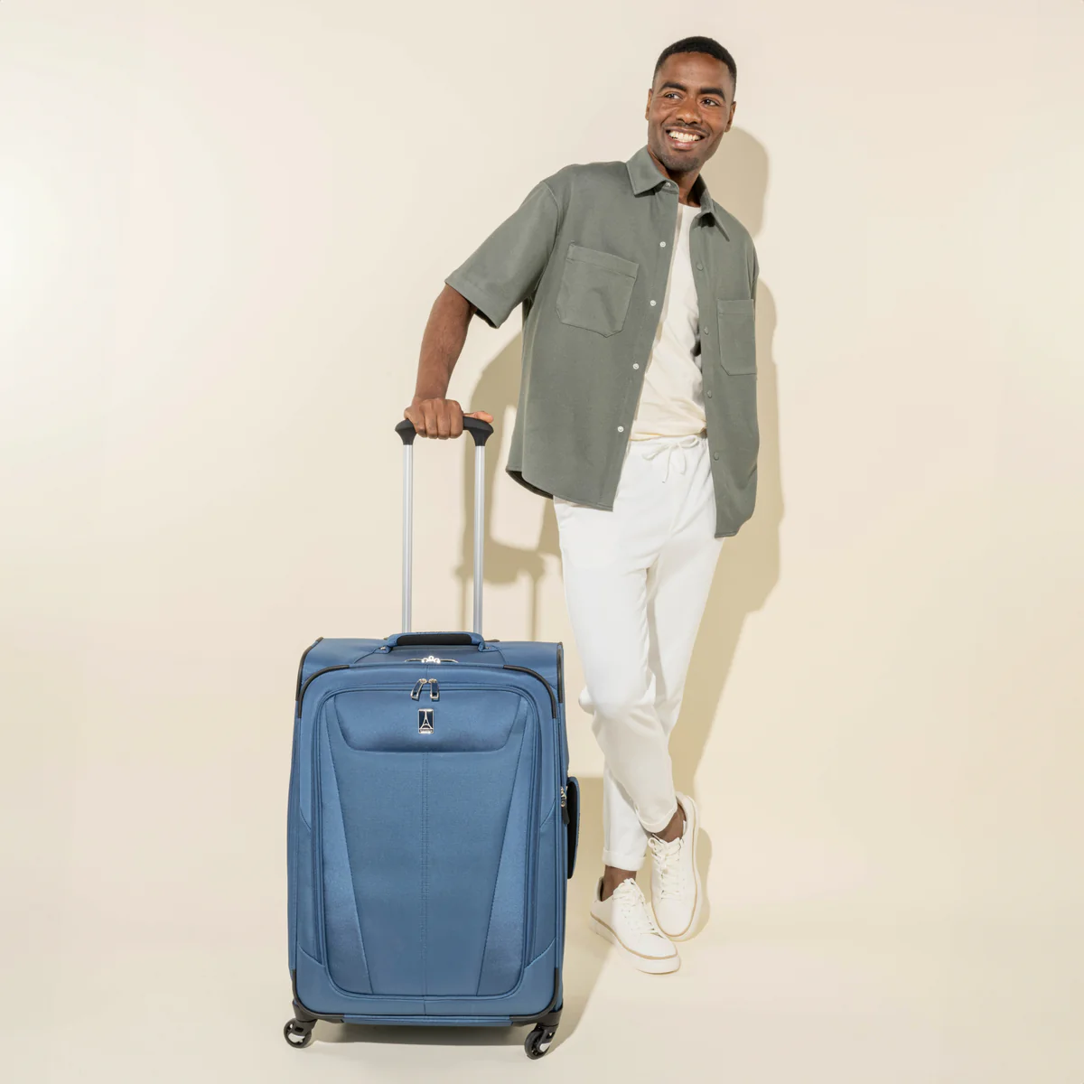 Maxlite® 5 Medium Check-In Spinner - Image 13