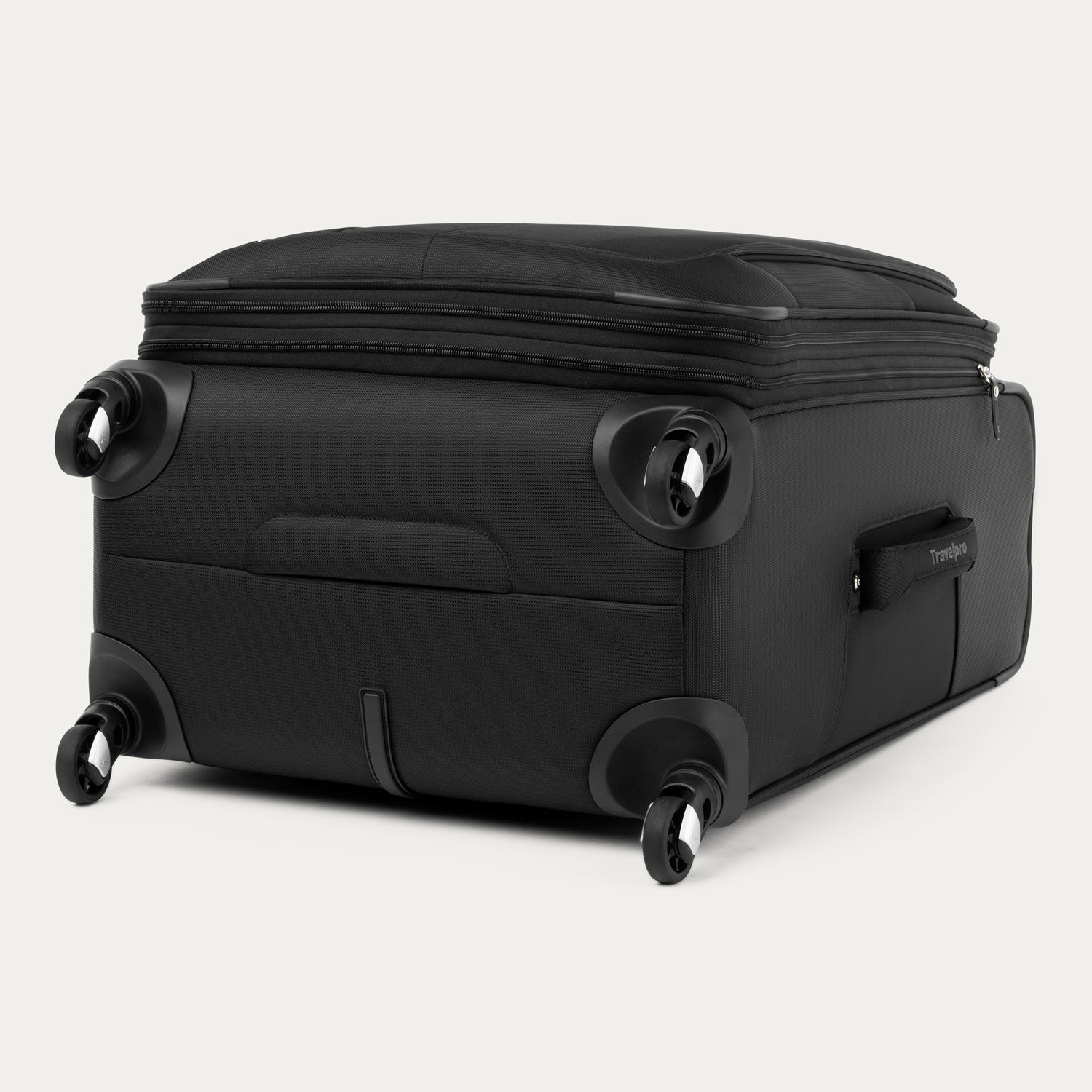 Maxlite® 5 Medium Check-In Spinner - Image 7