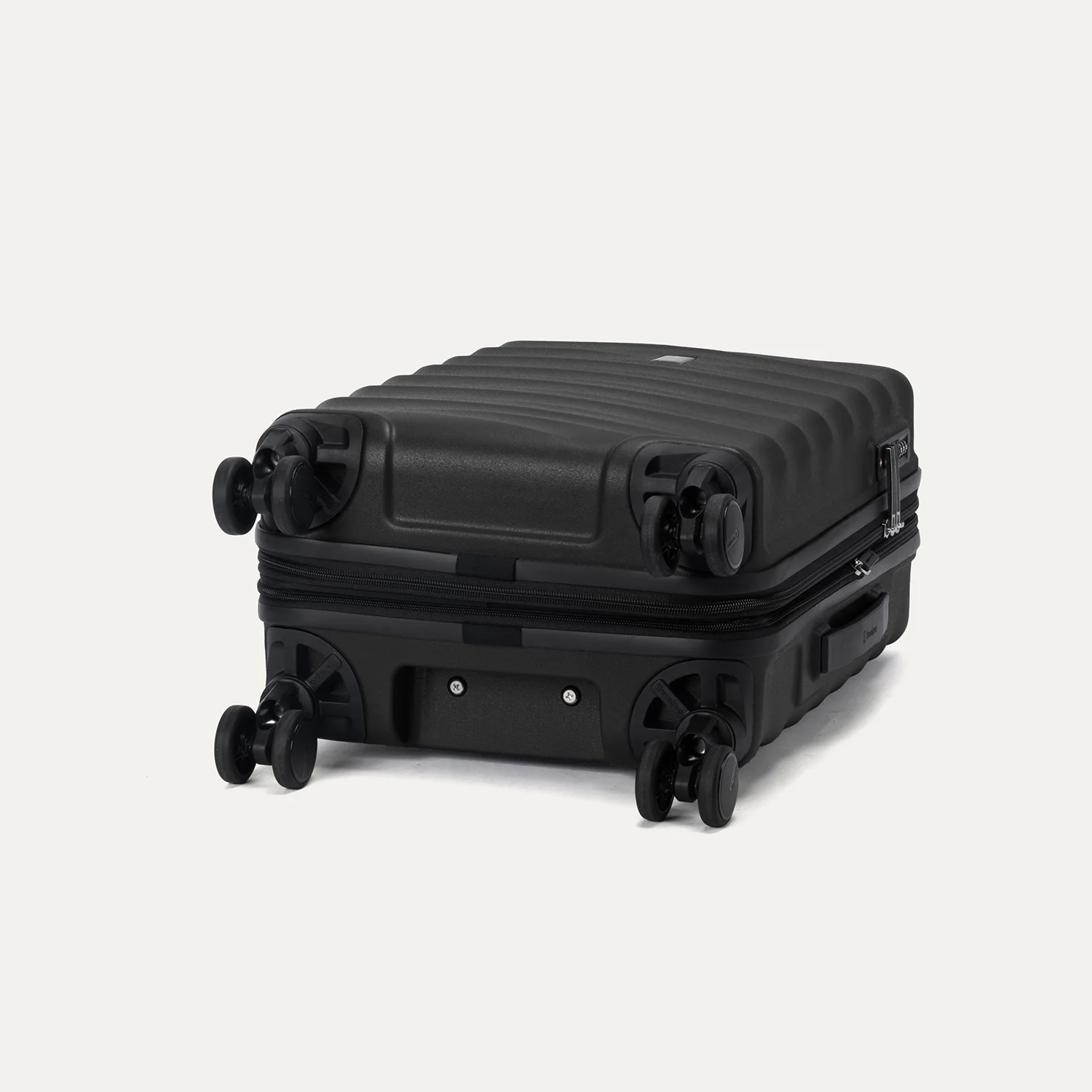 Maxlite® Air V2 Compact Carry-On Hardside Spinner - Image 32