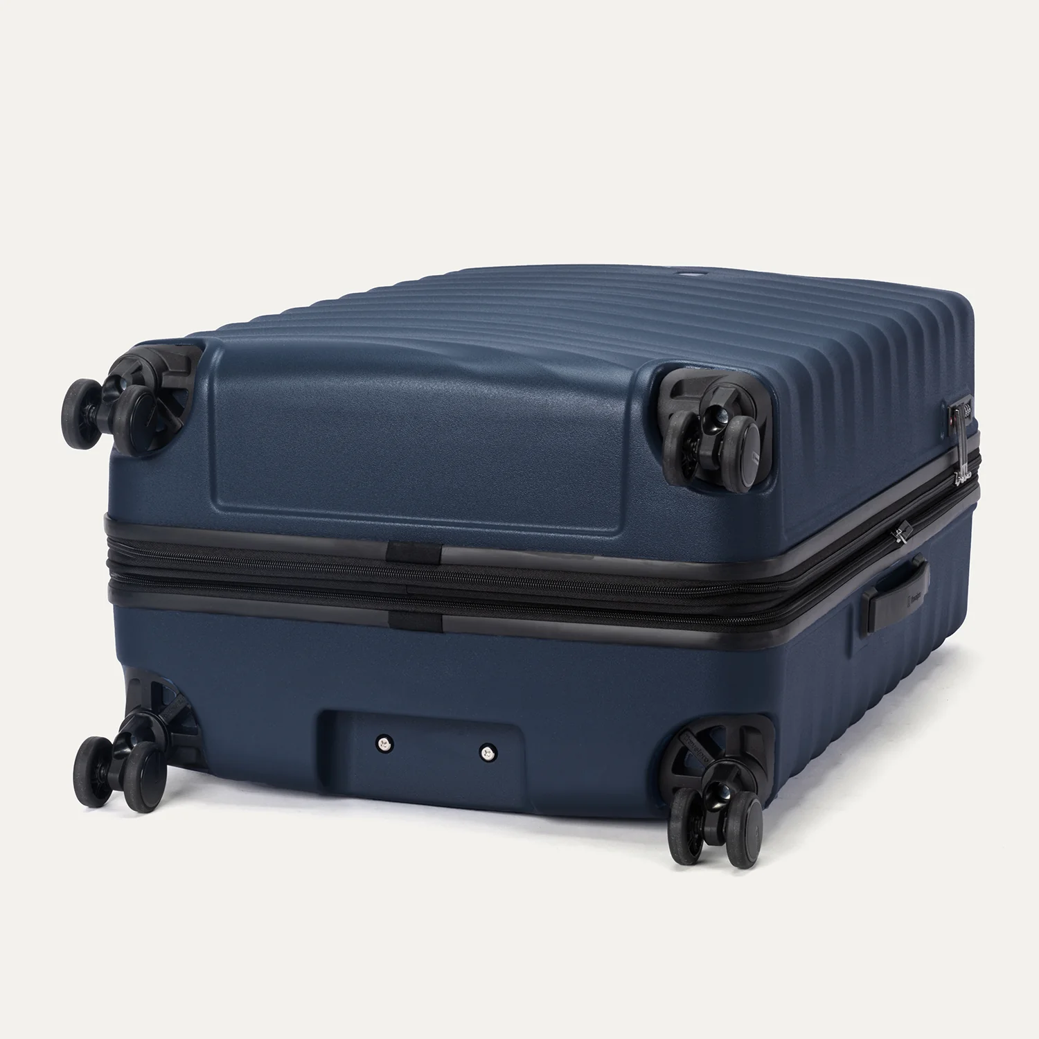 Maxlite® Air V2 Large Check-In Hardside Spinner - Image 5