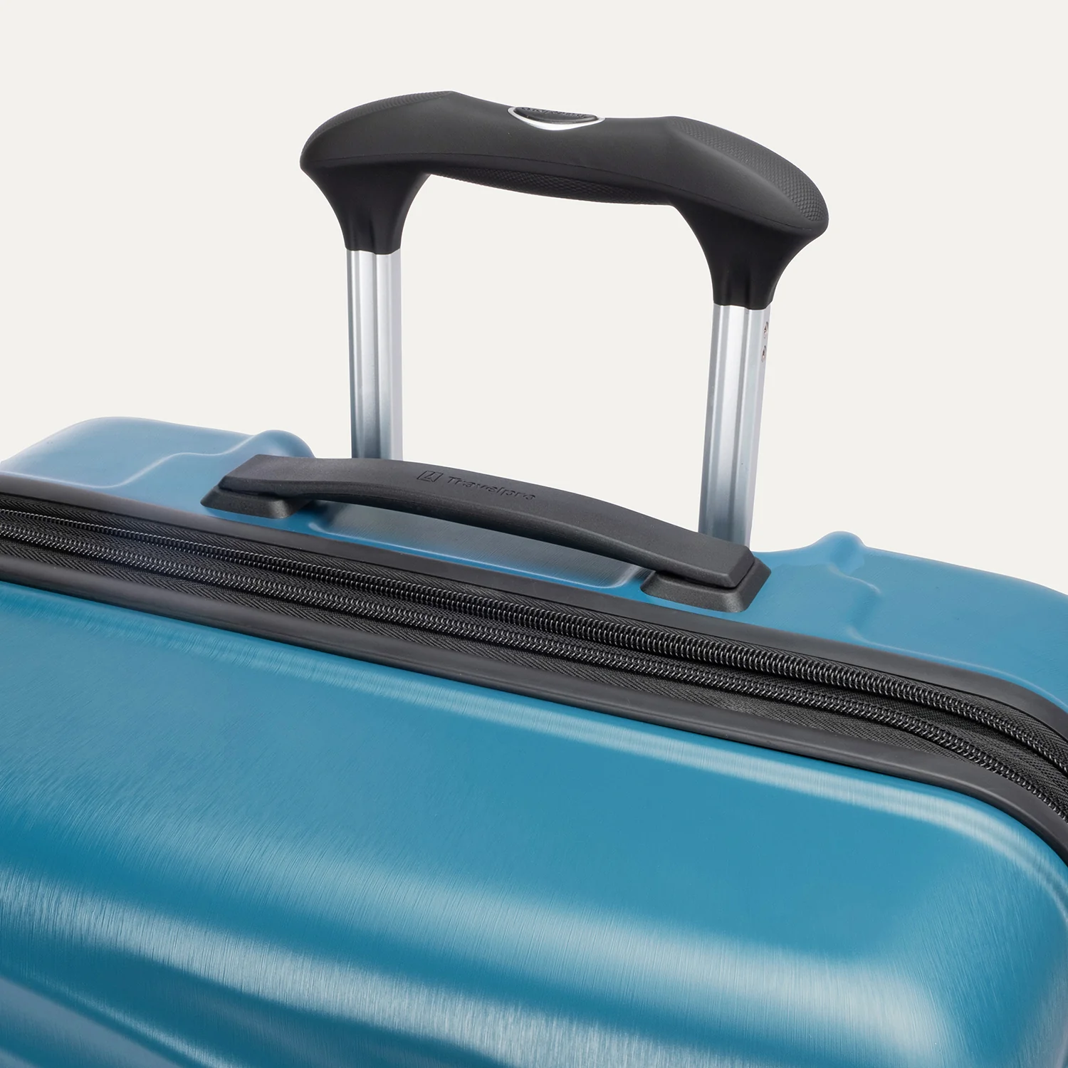 Maxlite® Air V2 Medium Check-In Hardside Spinner - Image 16