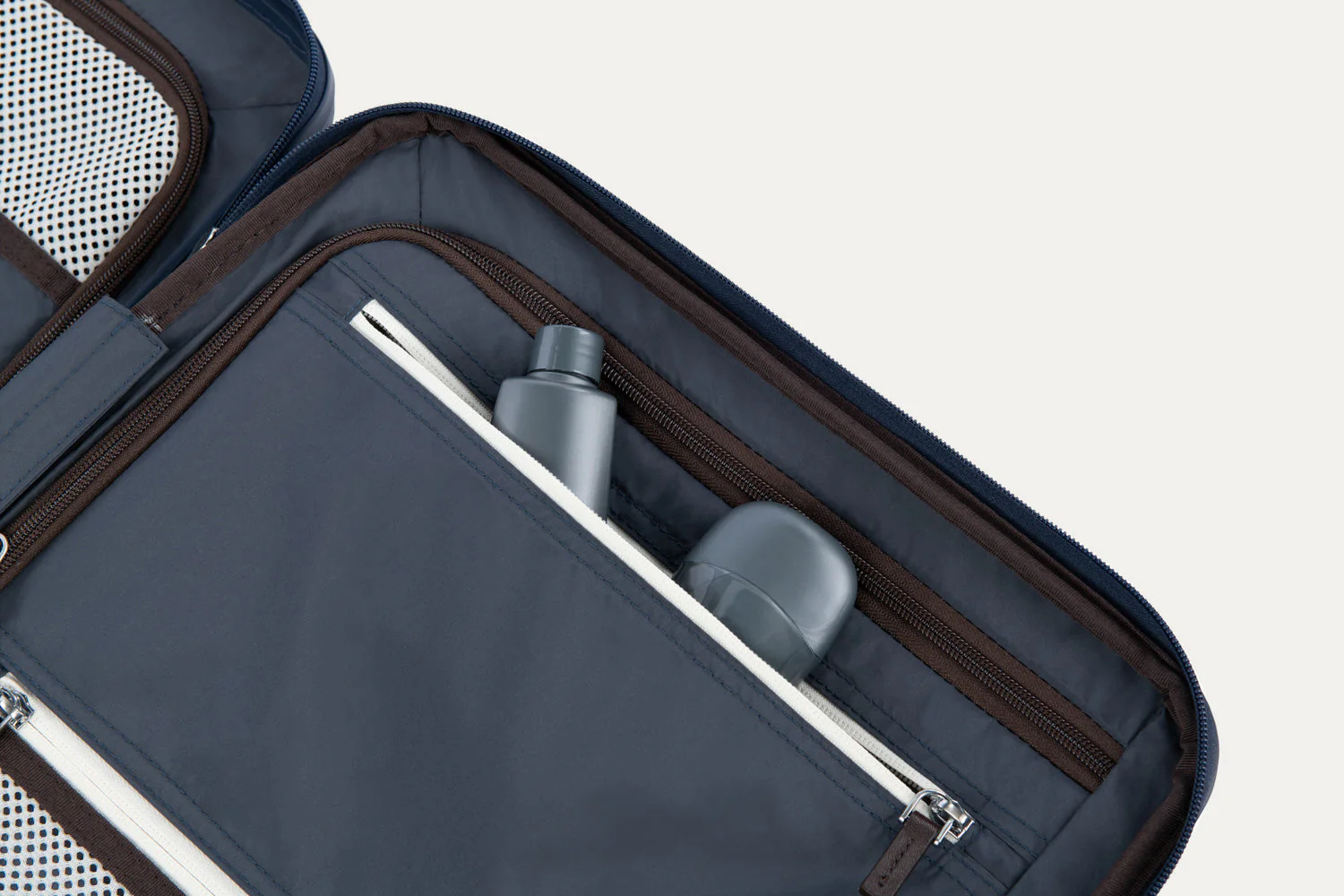 Platinum® Elite Carry-On / Medium Check-In Hardside Set - Image 46