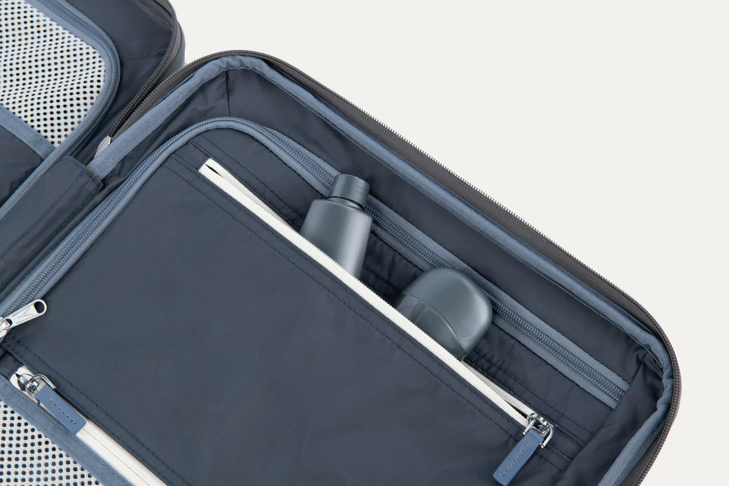 Platinum® Elite Carry-On / Medium Check-In Hardside Set - Image 31