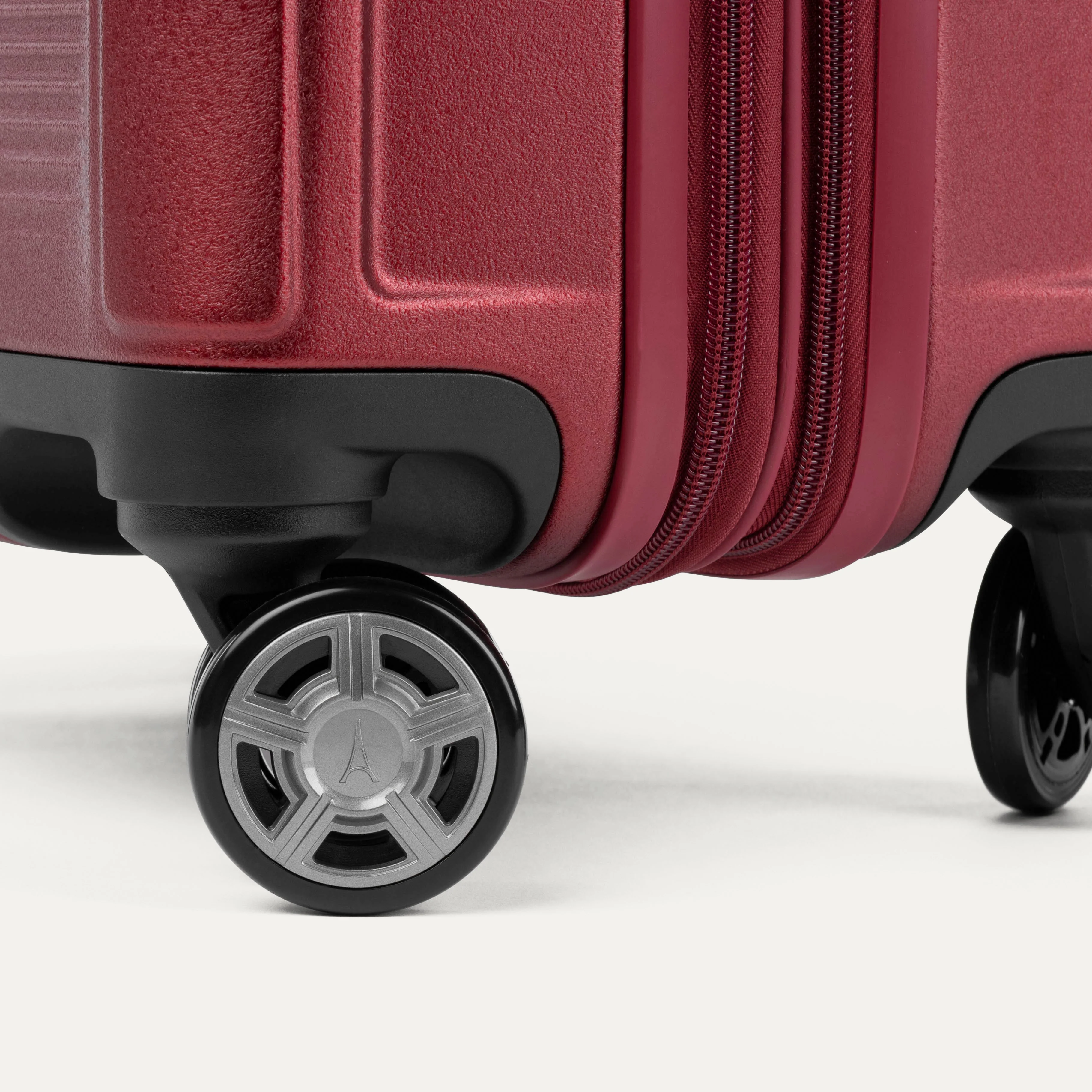 Platinum® Elite Carry-On / Medium Check-In Hardside Set - Image 8