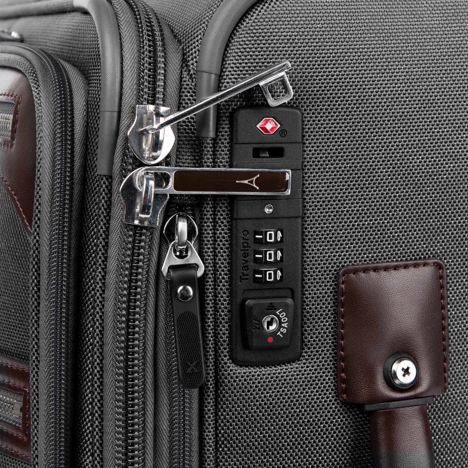 Platinum® Elite International Carry-On Spinner - Image 22