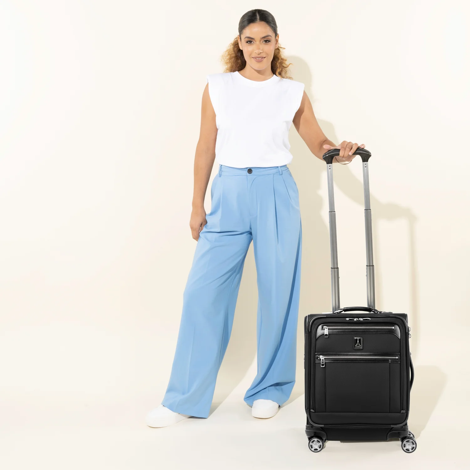 Platinum® Elite International Carry-On Spinner - Image 24