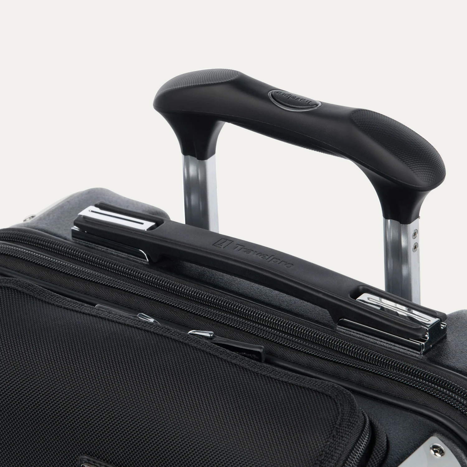 Platinum® Elite Carry-On Business Plus Hardside Spinner - Image 10