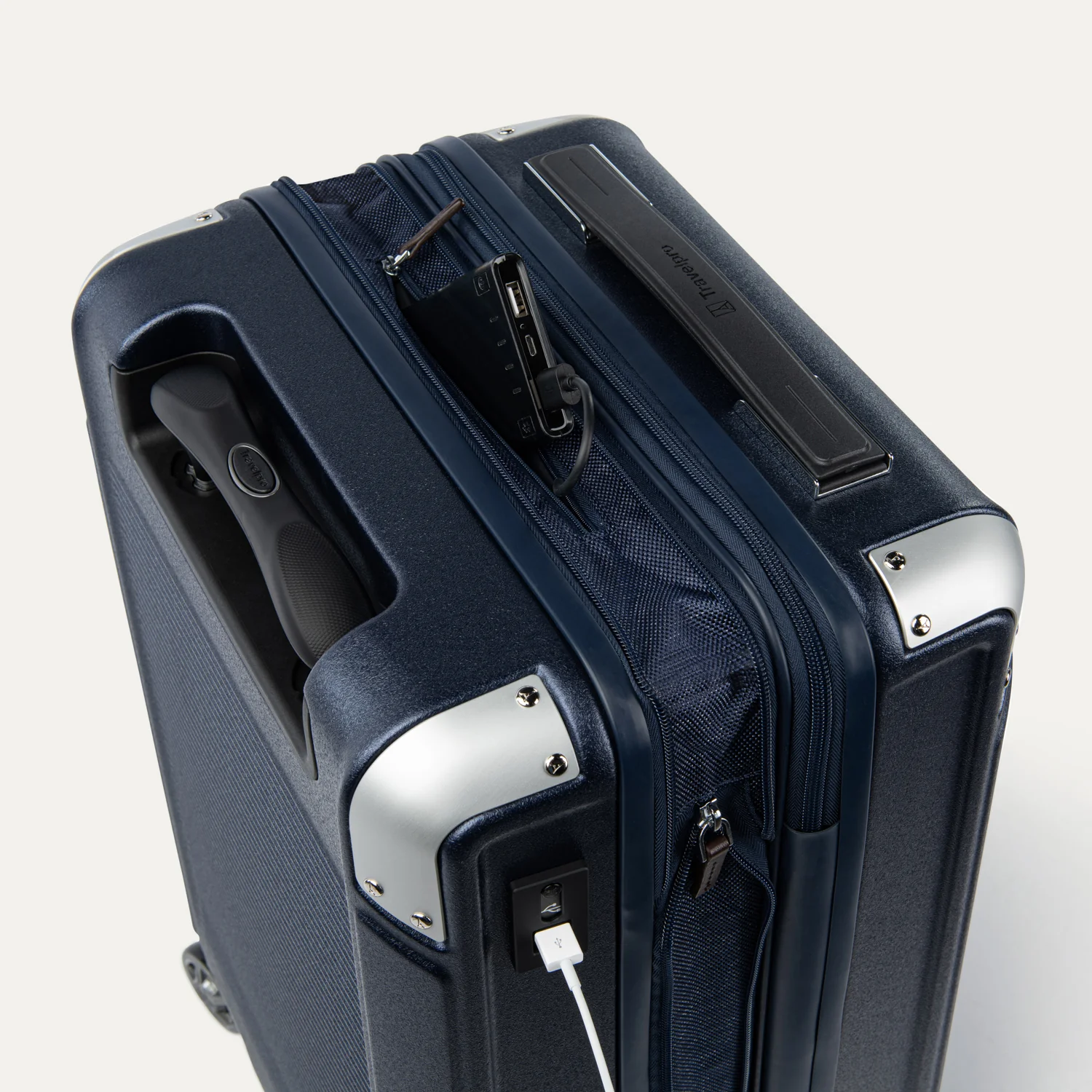 Platinum® Elite Carry-On Hardside Spinner - Image 48
