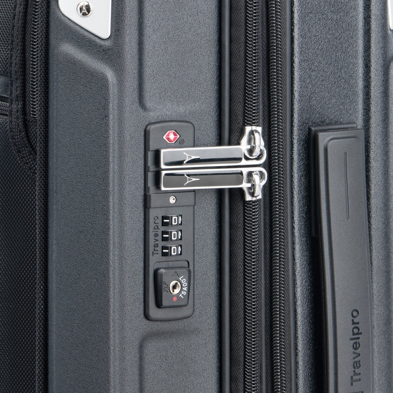 Platinum® Elite Compact Carry-On Business Plus Hardside Spinner - Image 17