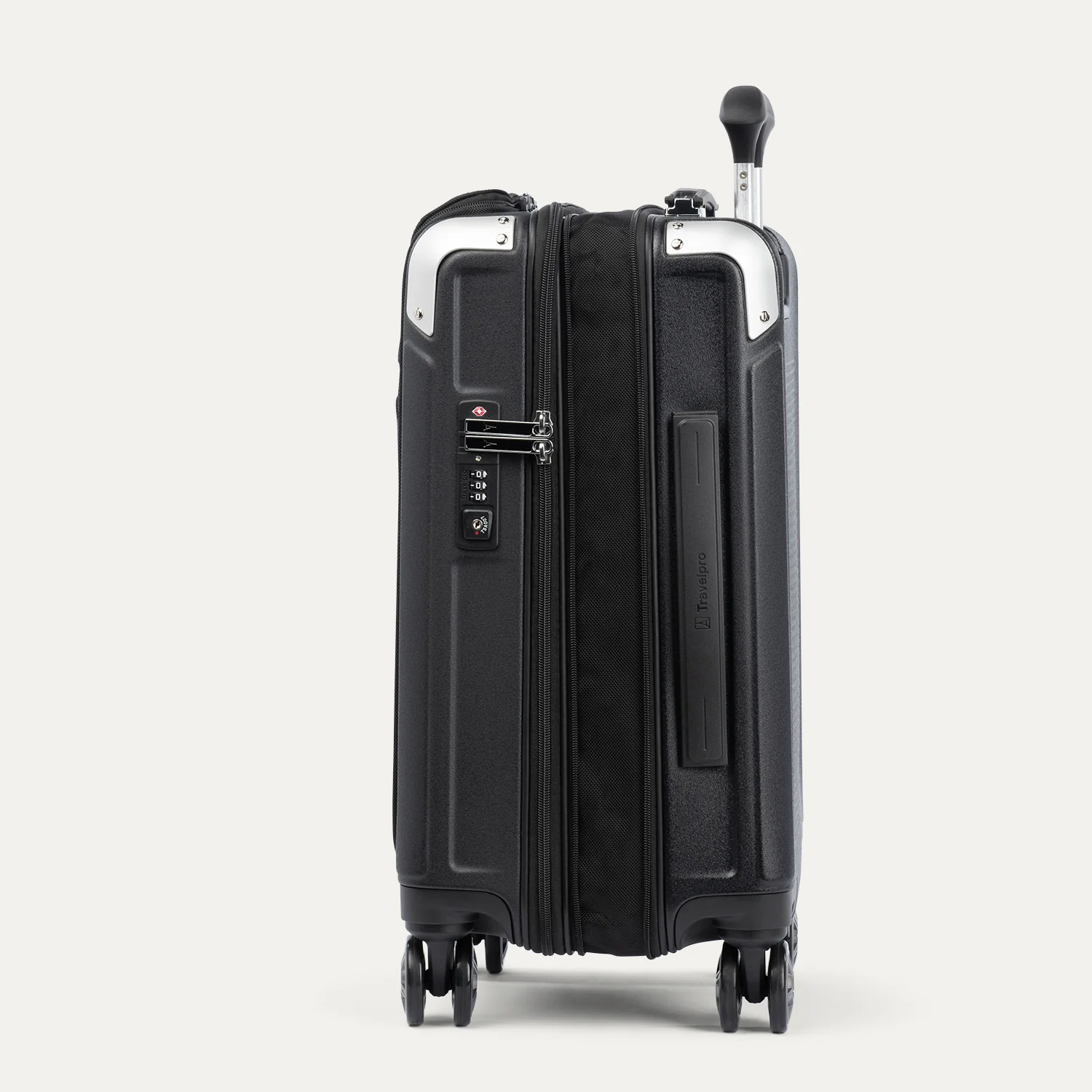 Platinum® Elite Compact Carry-On Business Plus Hardside Spinner - Image 7