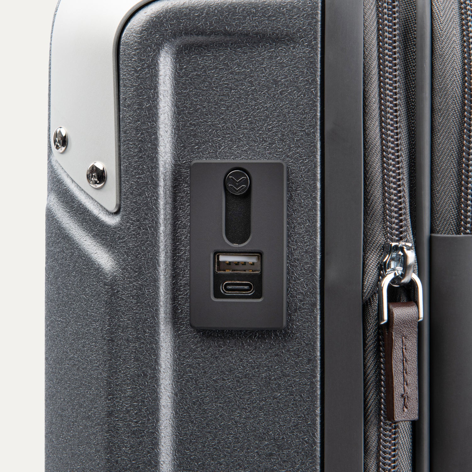 Platinum® Elite Compact Carry-On Hardside Spinner - Image 38