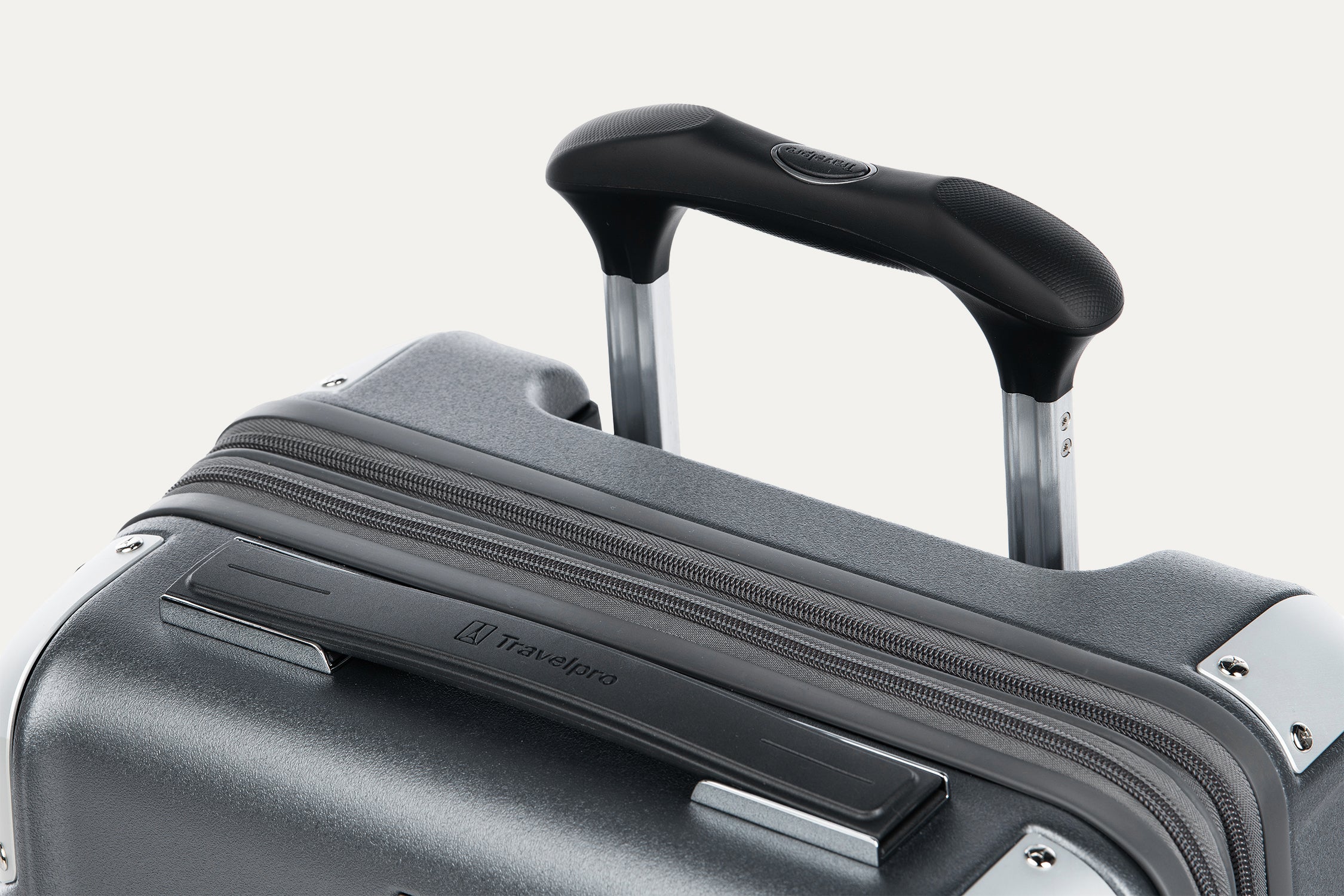 Platinum® Elite Compact Carry-On Hardside Spinner - Image 40