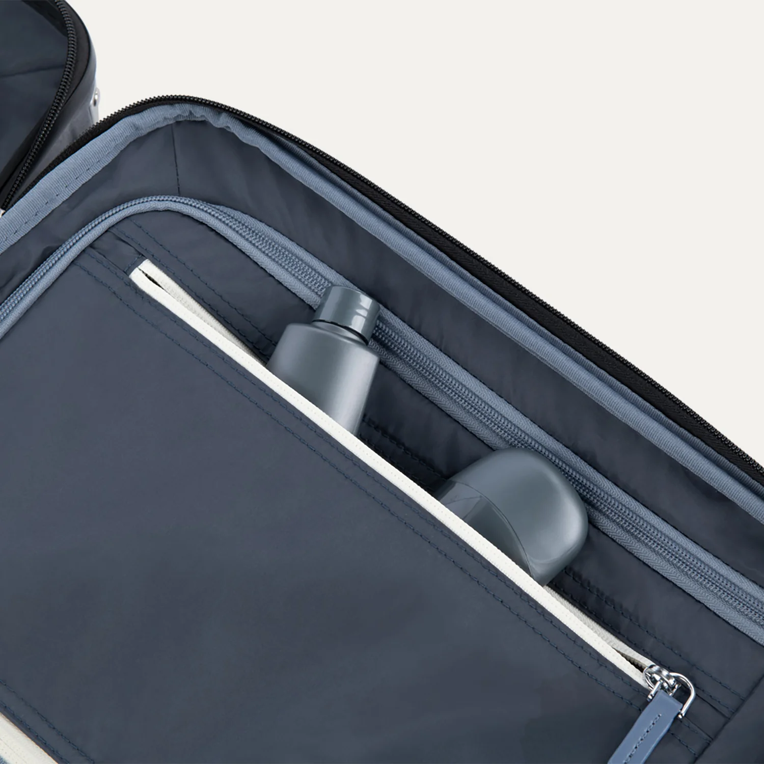 Platinum® Elite Compact Carry-On Hardside Spinner - Image 5