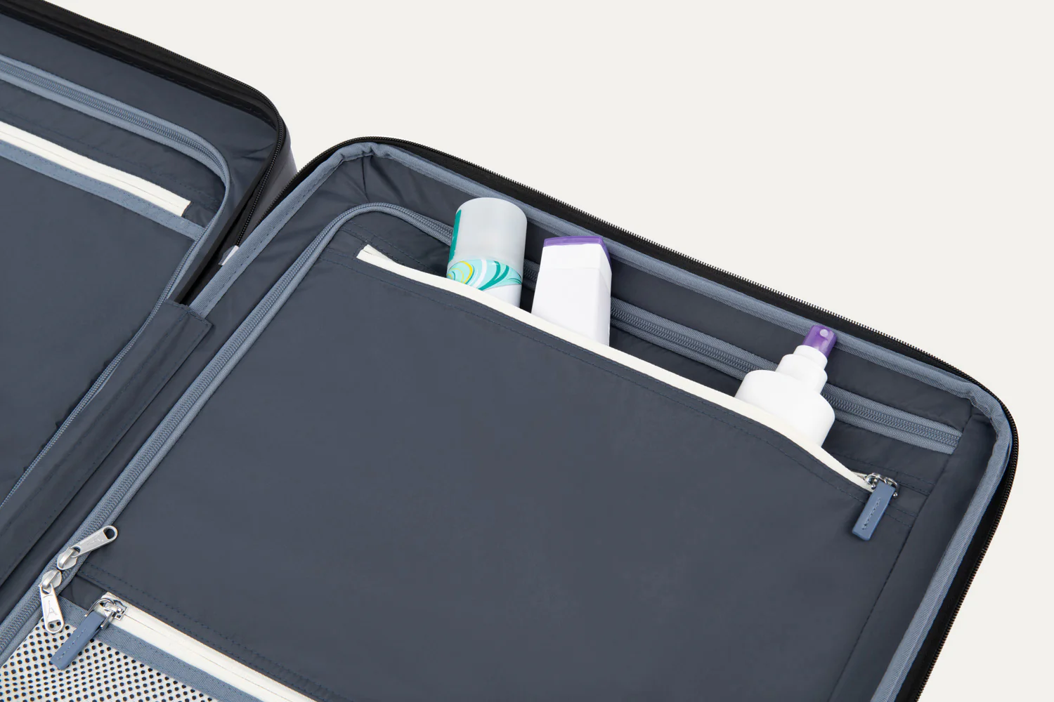 Platinum® Elite Large Check-In Hardside Spinner - Image 17