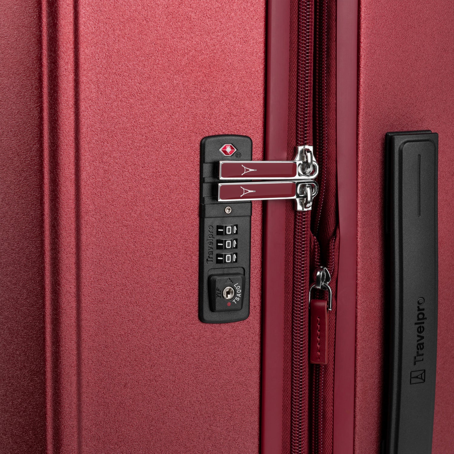 Platinum® Elite Medium Check-In Hardside Spinner - Image 18