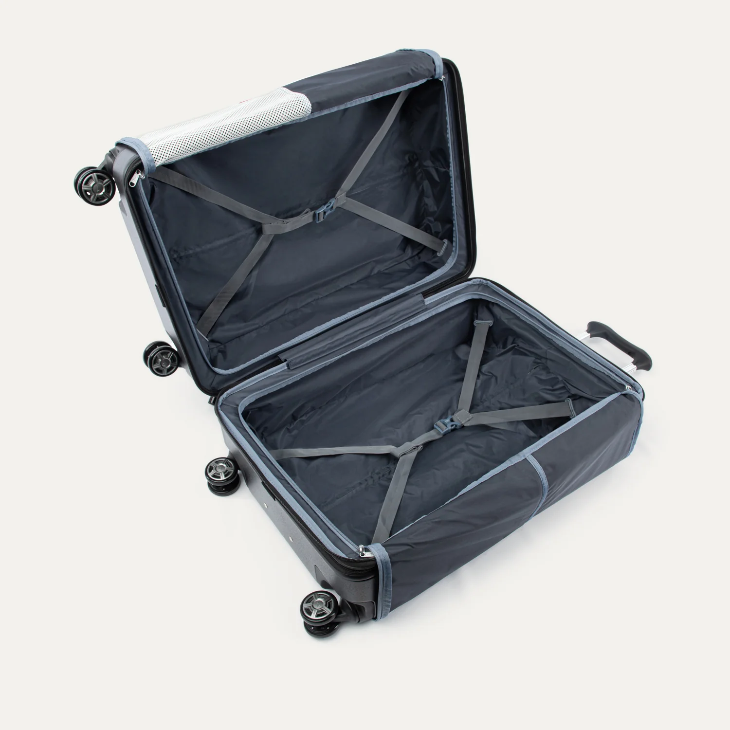Platinum® Elite Medium Check-In Hardside Spinner - Image 26