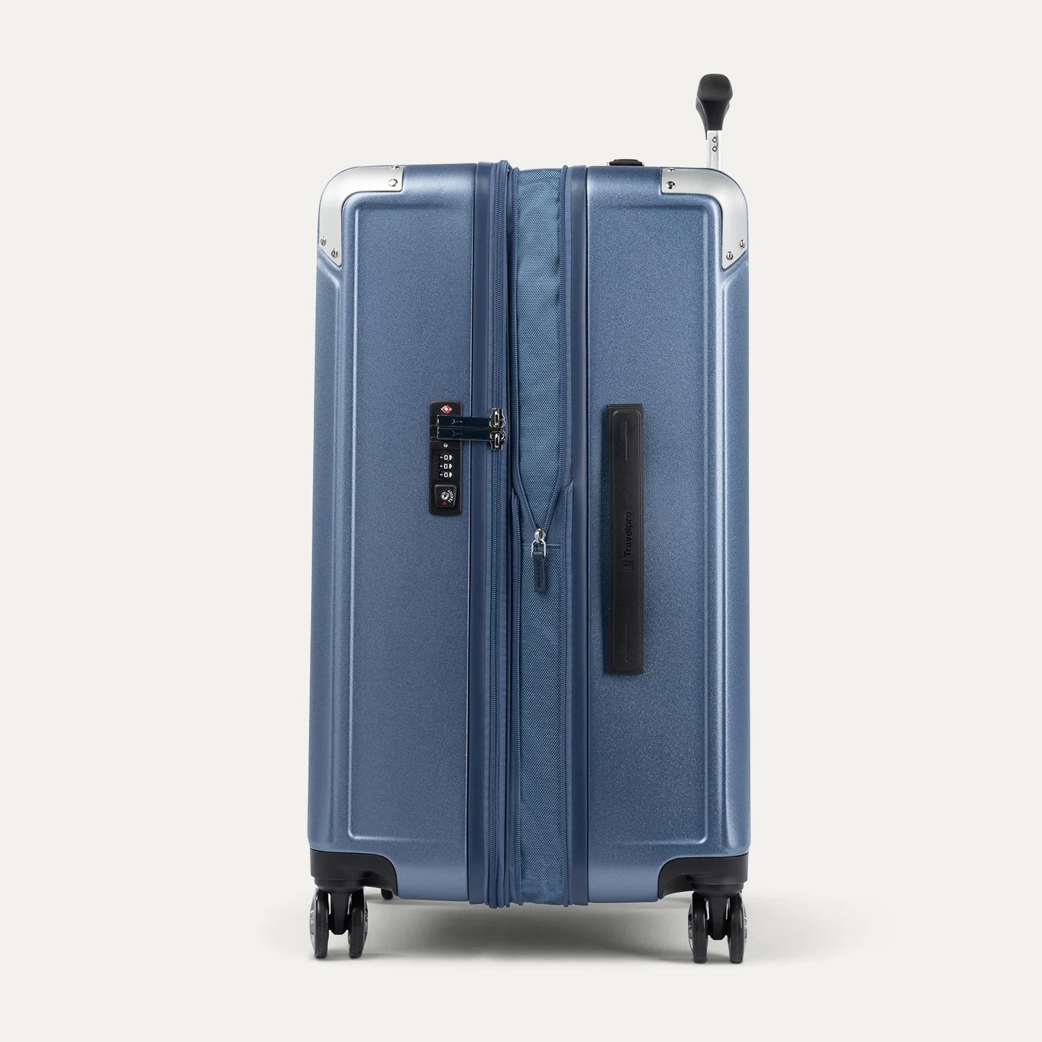 Platinum® Elite Medium Check-In Hardside Spinner - Image 32