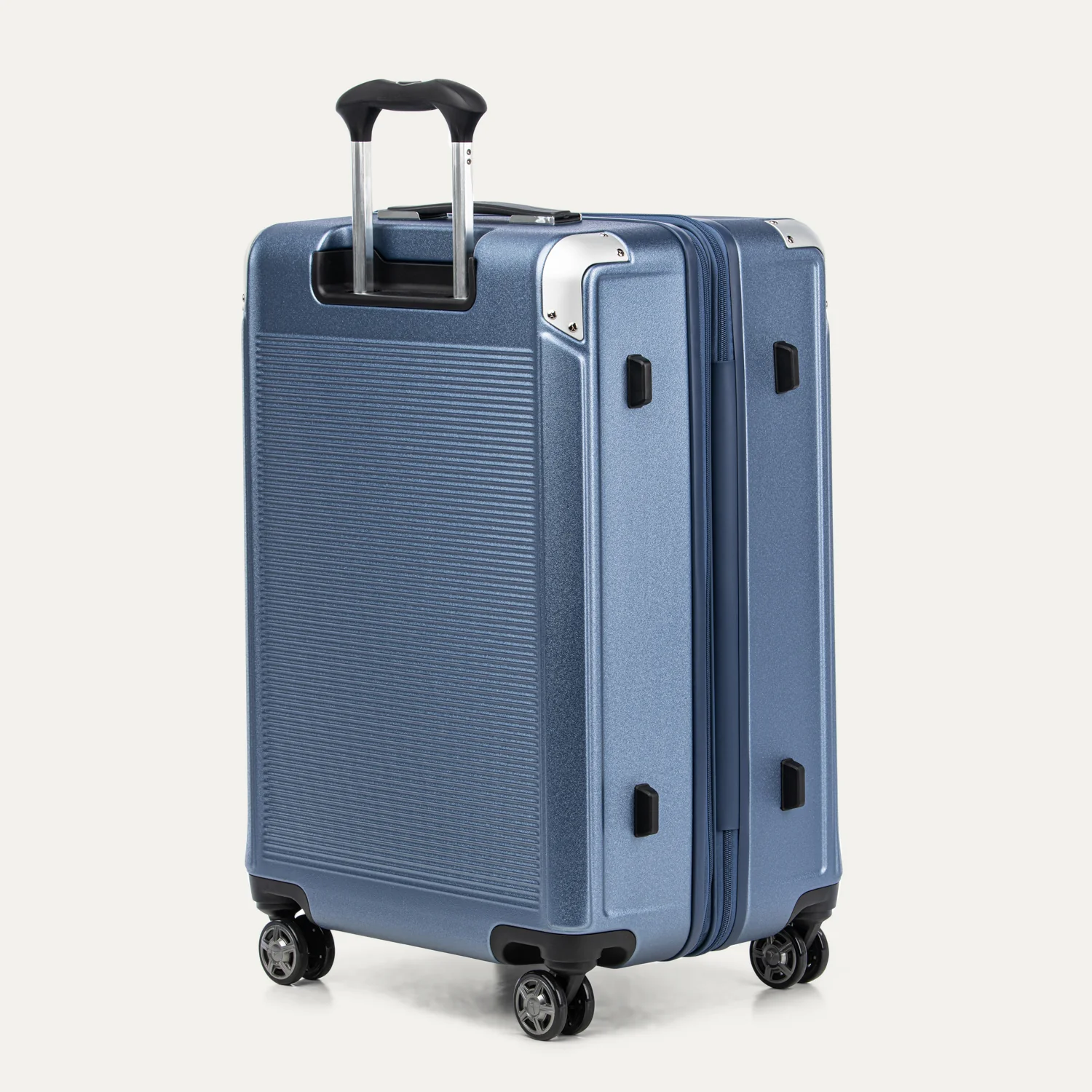 Platinum® Elite Medium Check-In Hardside Spinner - Image 35