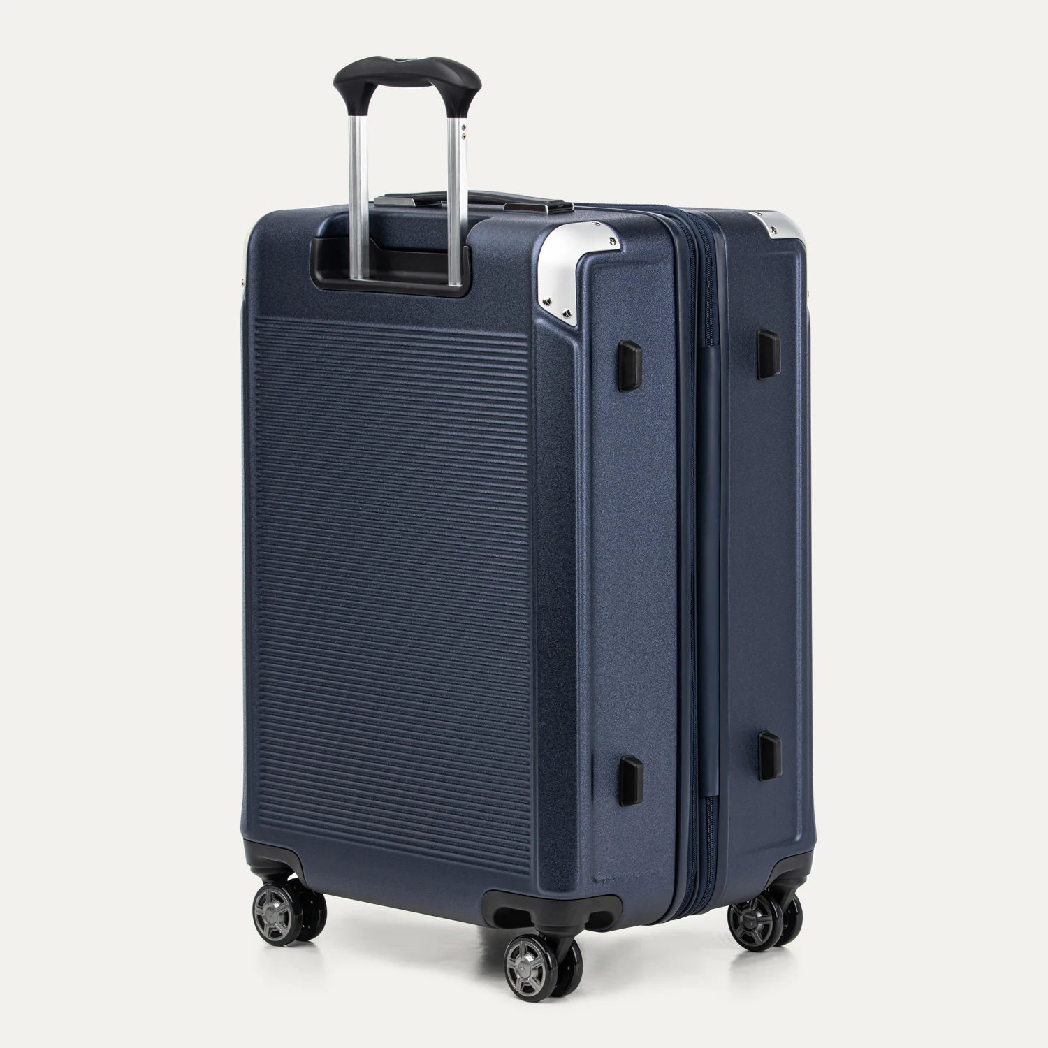 Platinum® Elite Medium Check-In Hardside Spinner - Image 55