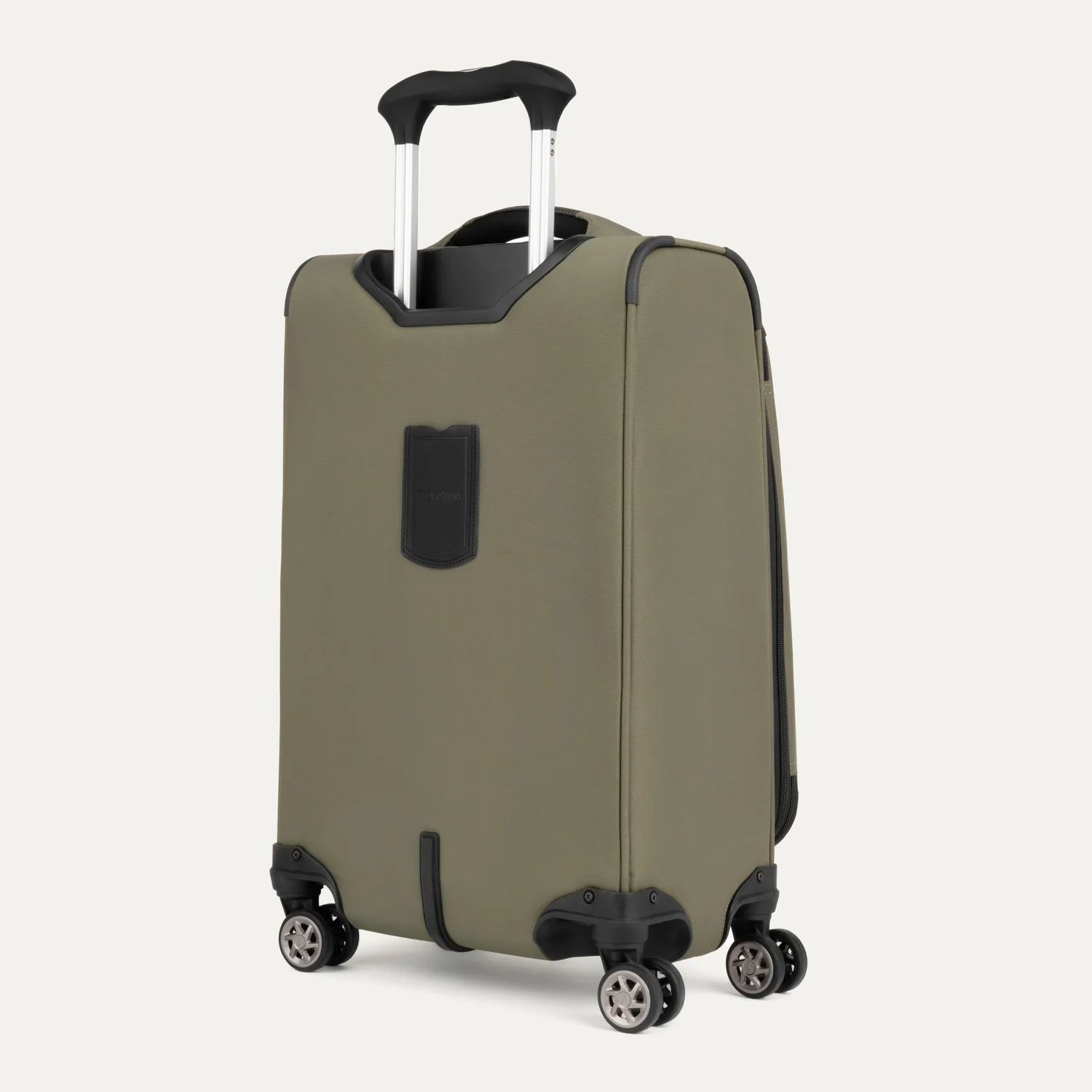 Roundtrip® Carry-on & Medium Check-in Spinner Set - Image 19