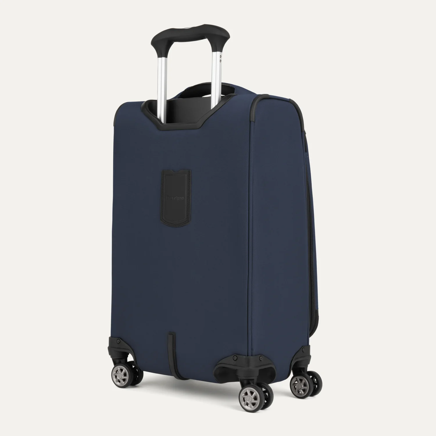 Roundtrip® Carry-on & Medium Check-in Spinner Set - Image 27
