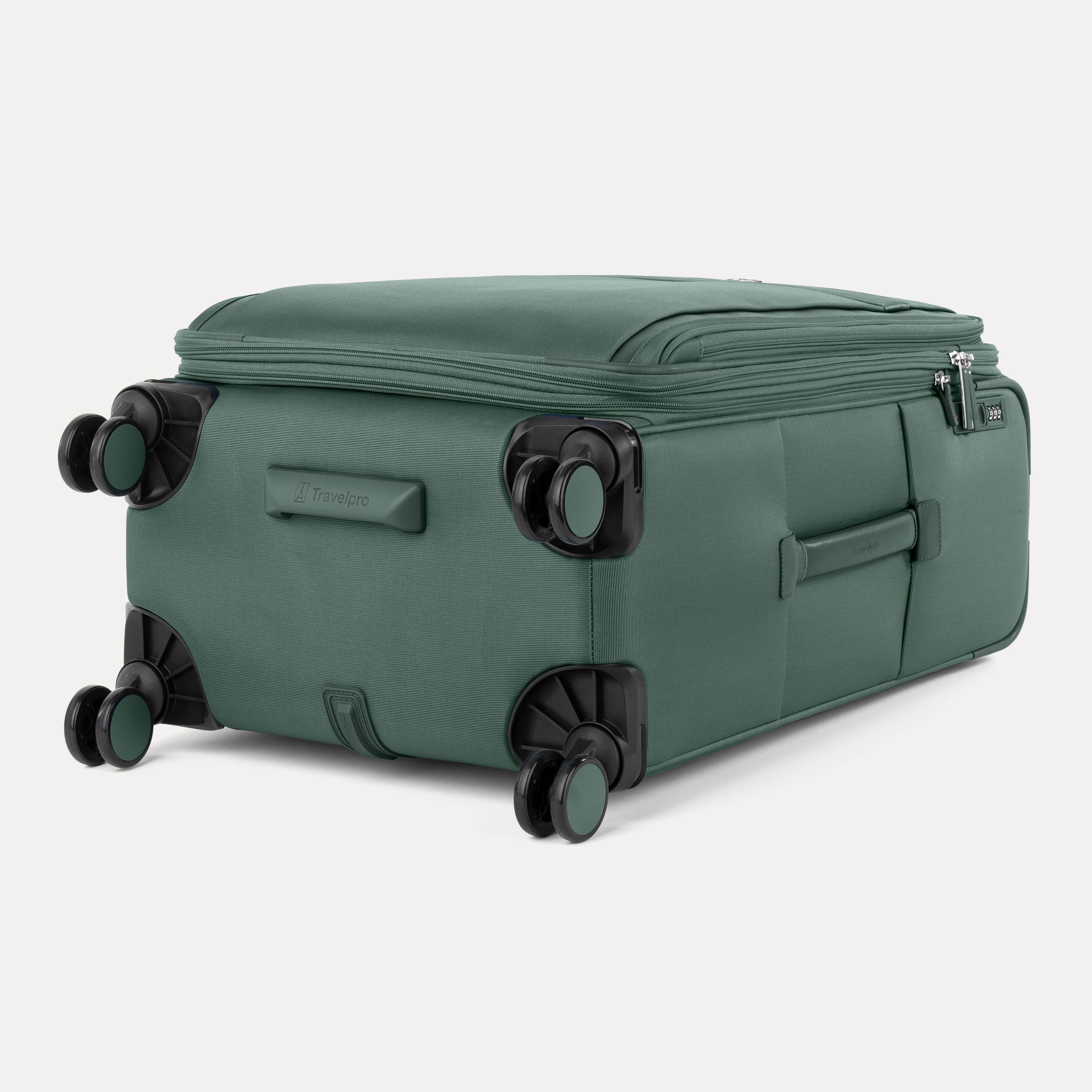 VersaPackĀ®+ Compact Carry-On / Large Check-In Set - Image 31