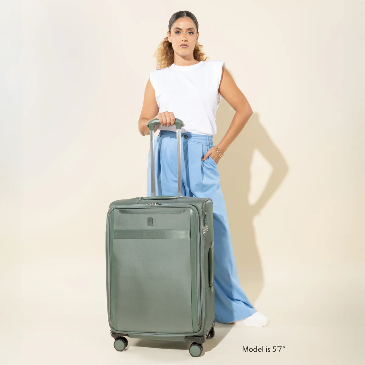 VersaPack®+ Medium Check-In Spinner - Image 9