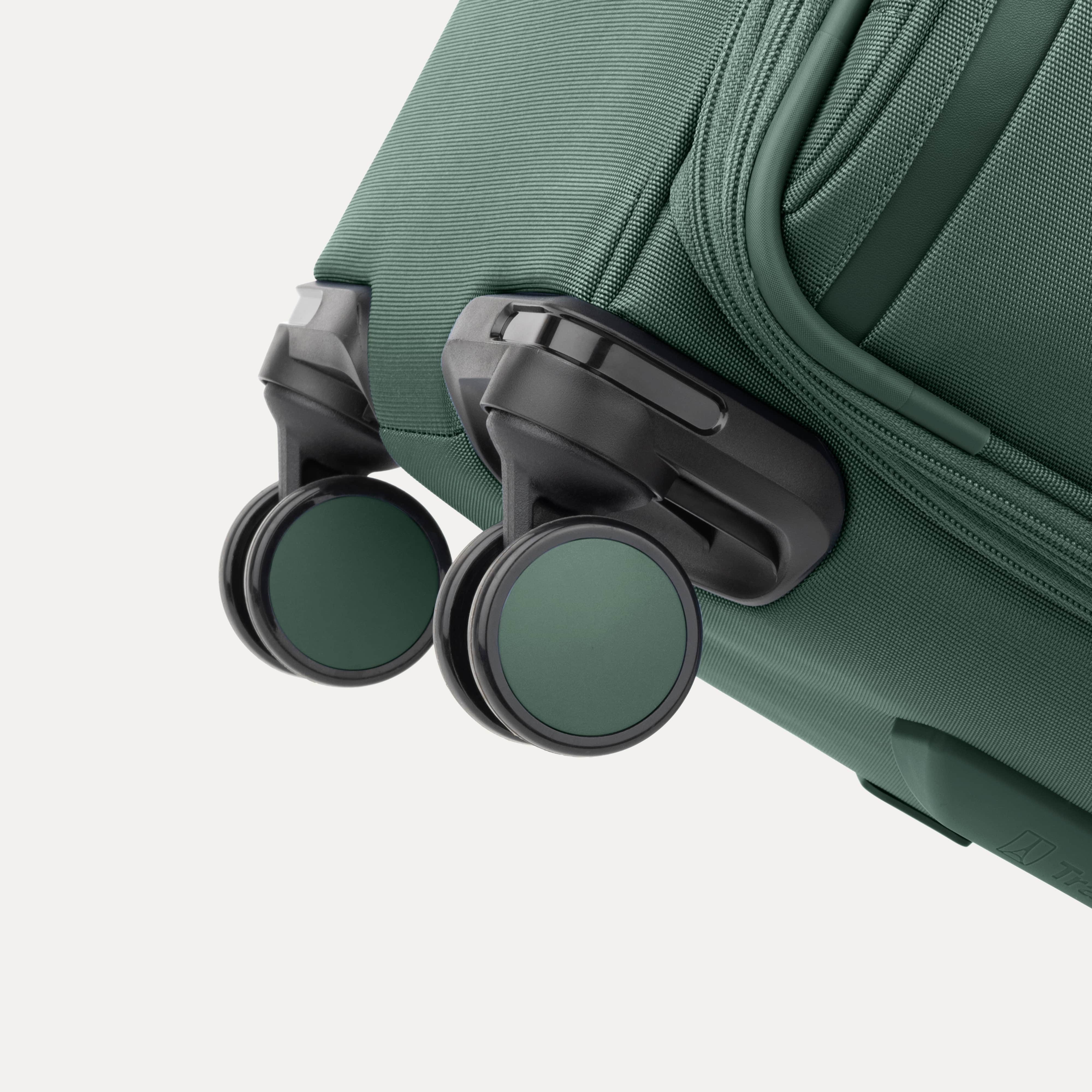 VersaPack®+ Medium Check-In Spinner - Image 12